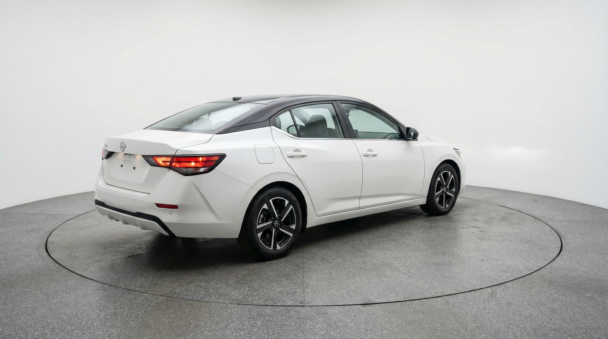 Thumbnail: 2025 Nissan Sentra - 9