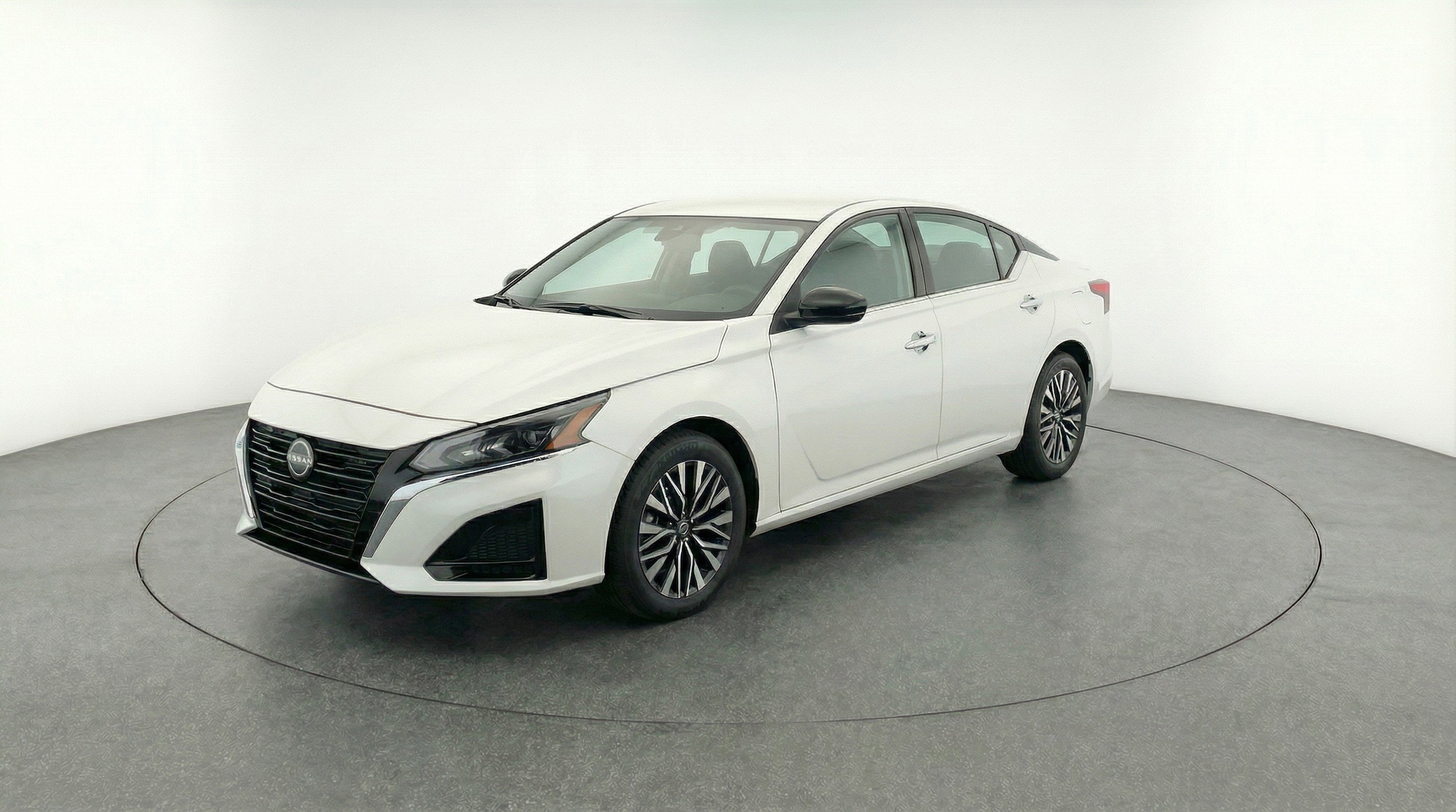 Thumbnail: 2025 Nissan Altima - 3