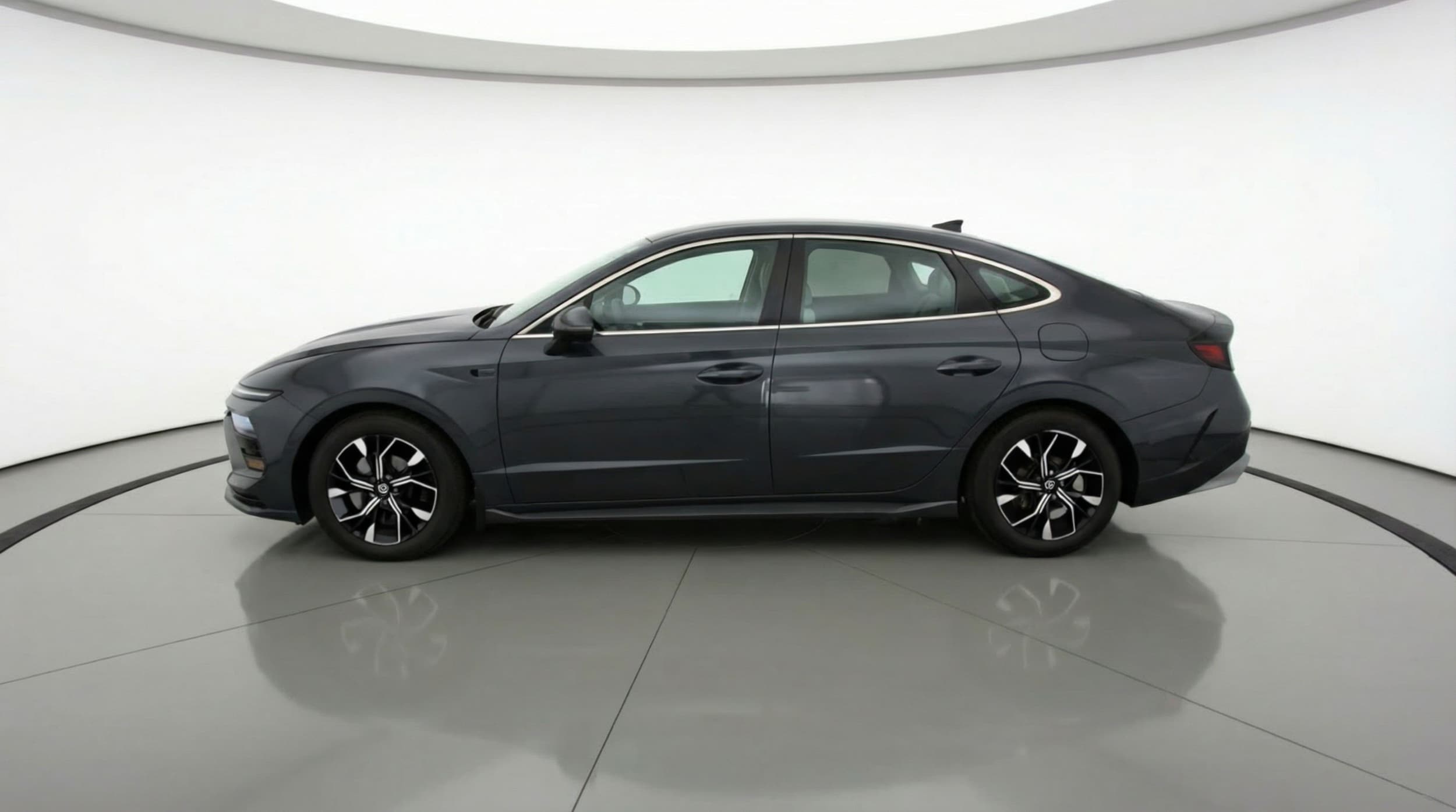 Thumbnail: 2025 Hyundai Sonata - 4