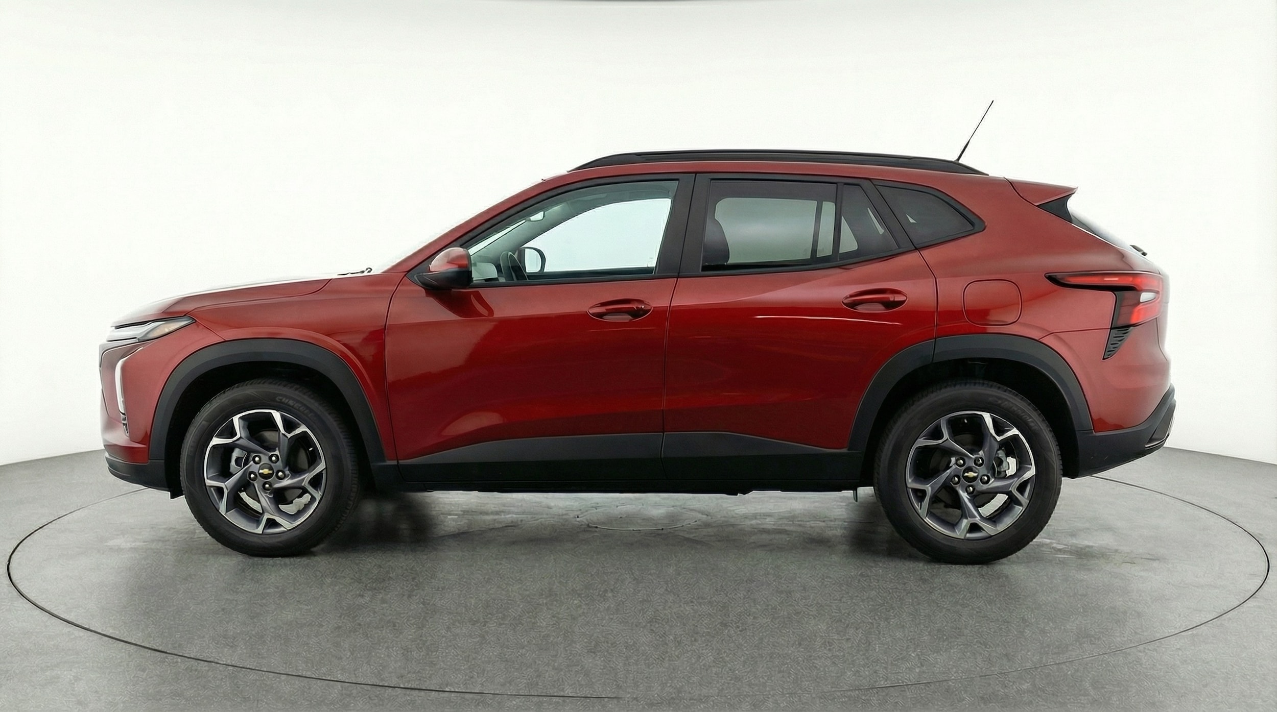Thumbnail: 2025 Chevrolet Trax - 4