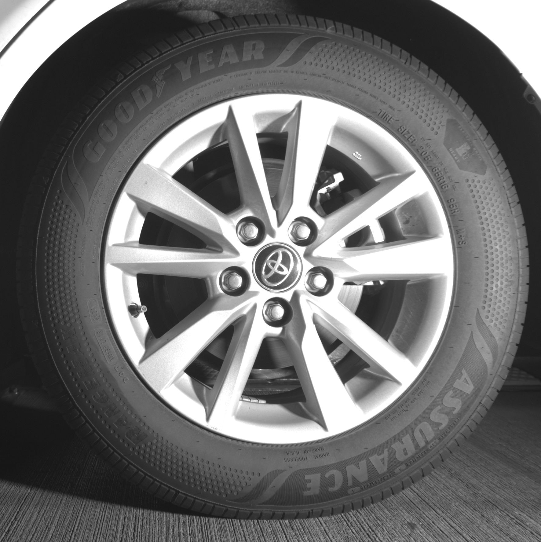 Thumbnail: 2025 Toyota Camry - 11