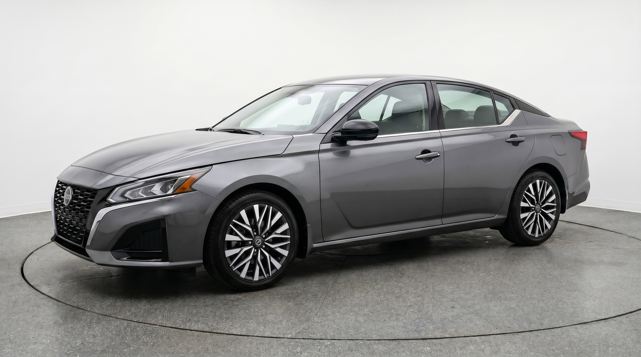 Thumbnail: 2025 Nissan Altima - 3
