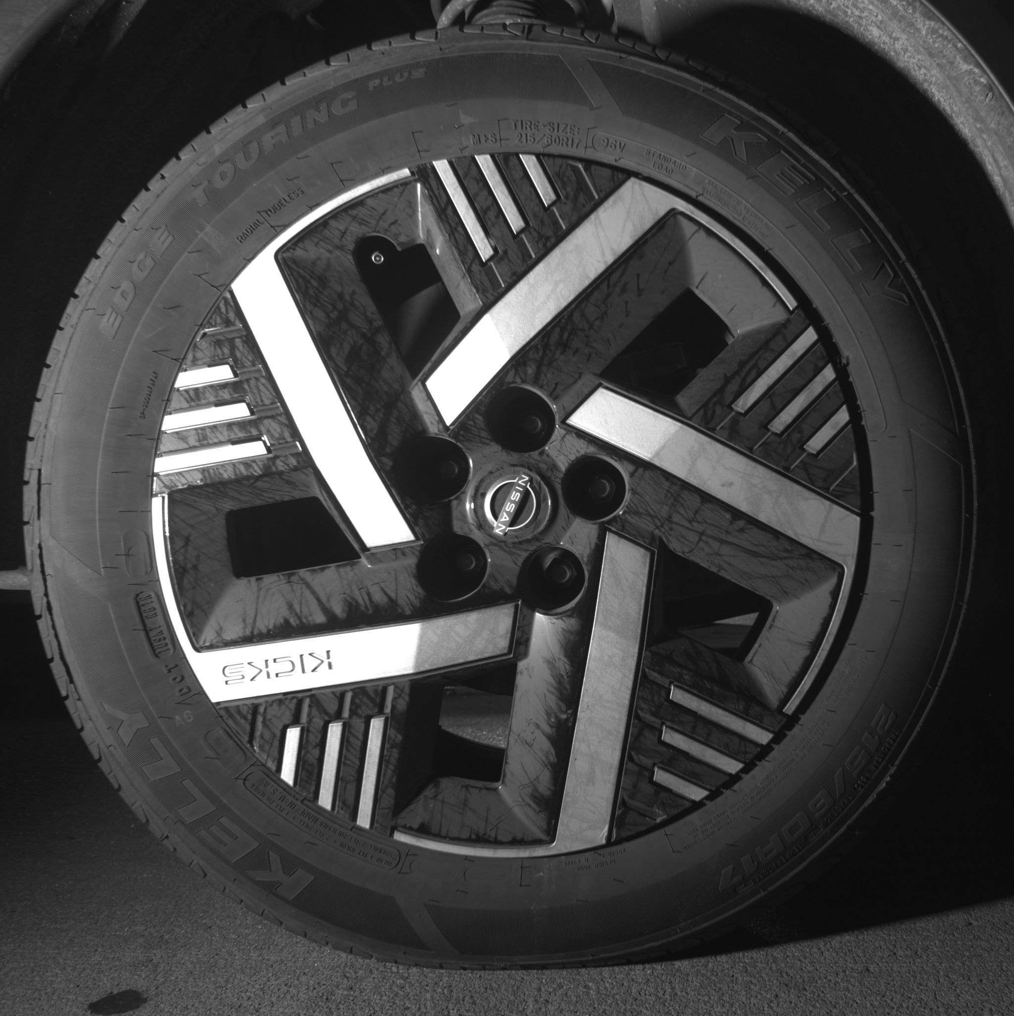 Thumbnail: 2025 Nissan Kicks - 13