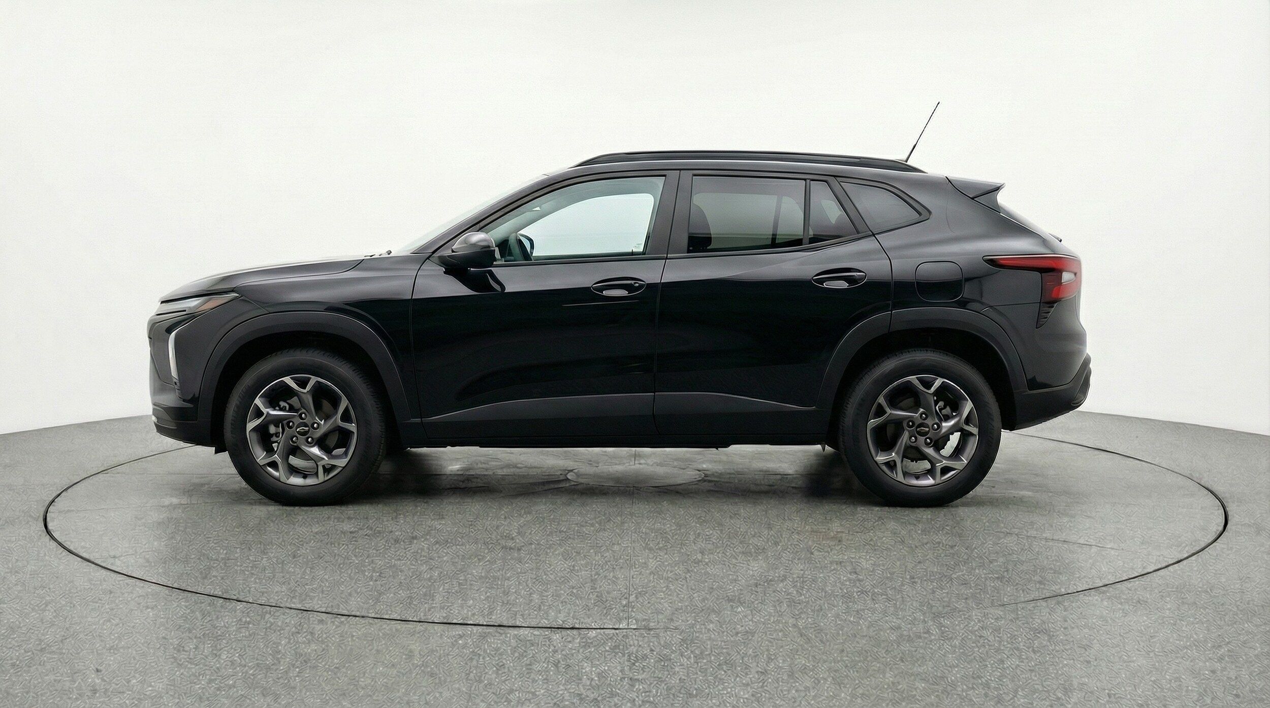 Thumbnail: 2025 Chevrolet Trax - 4