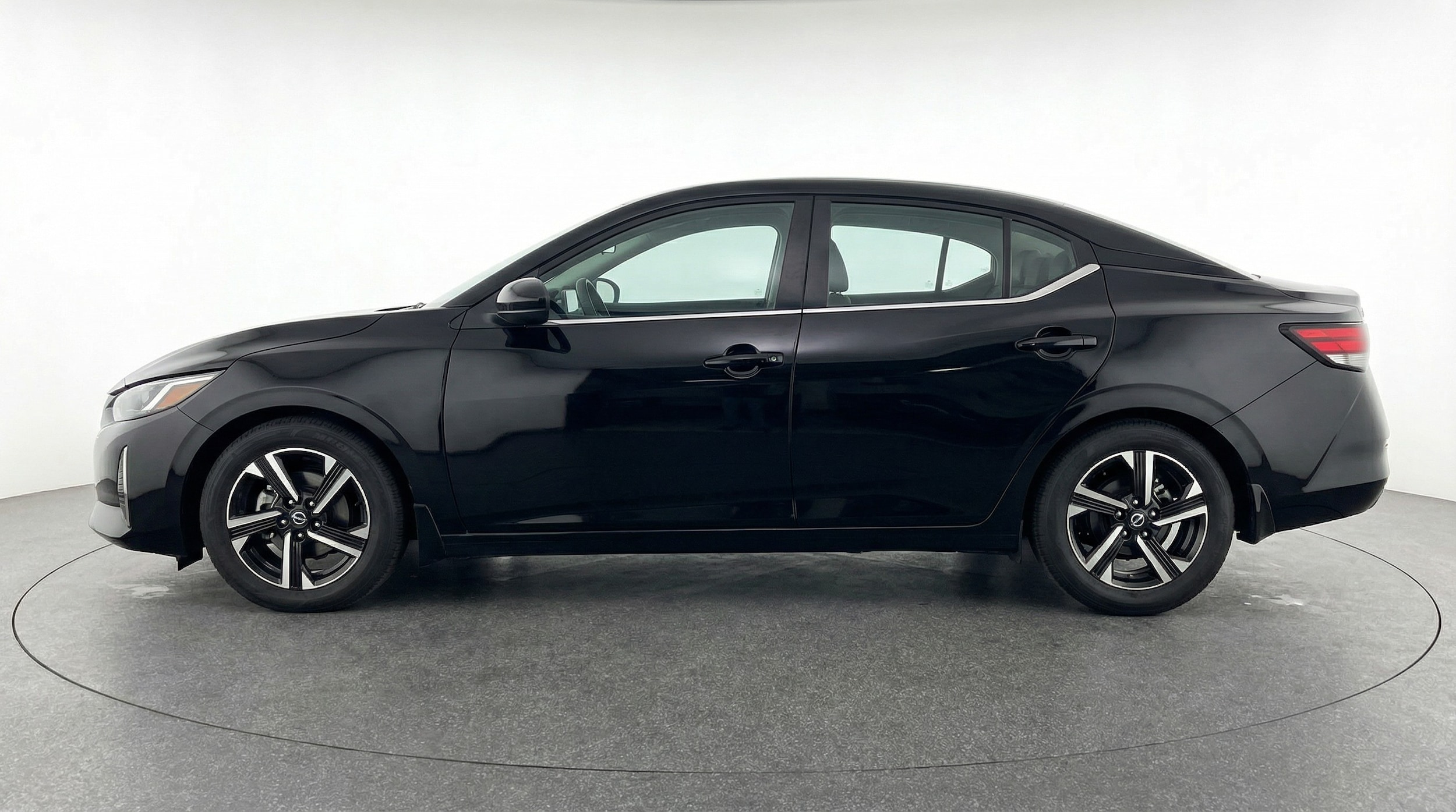 Thumbnail: 2025 Nissan Sentra - 4