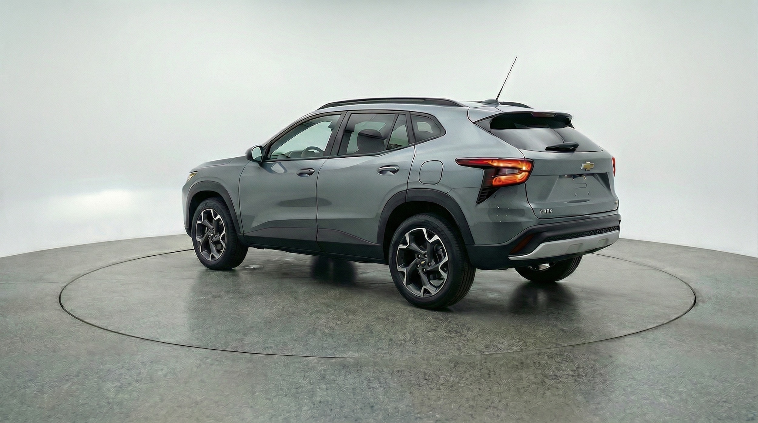 Thumbnail: 2025 Chevrolet Trax - 5