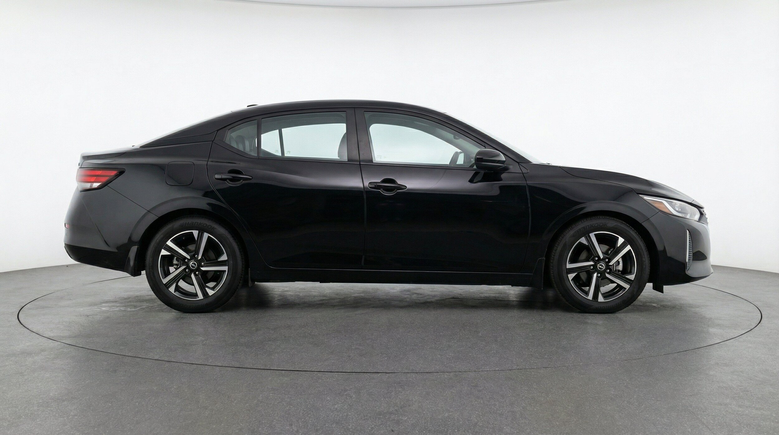 Thumbnail: 2025 Nissan Sentra - 11