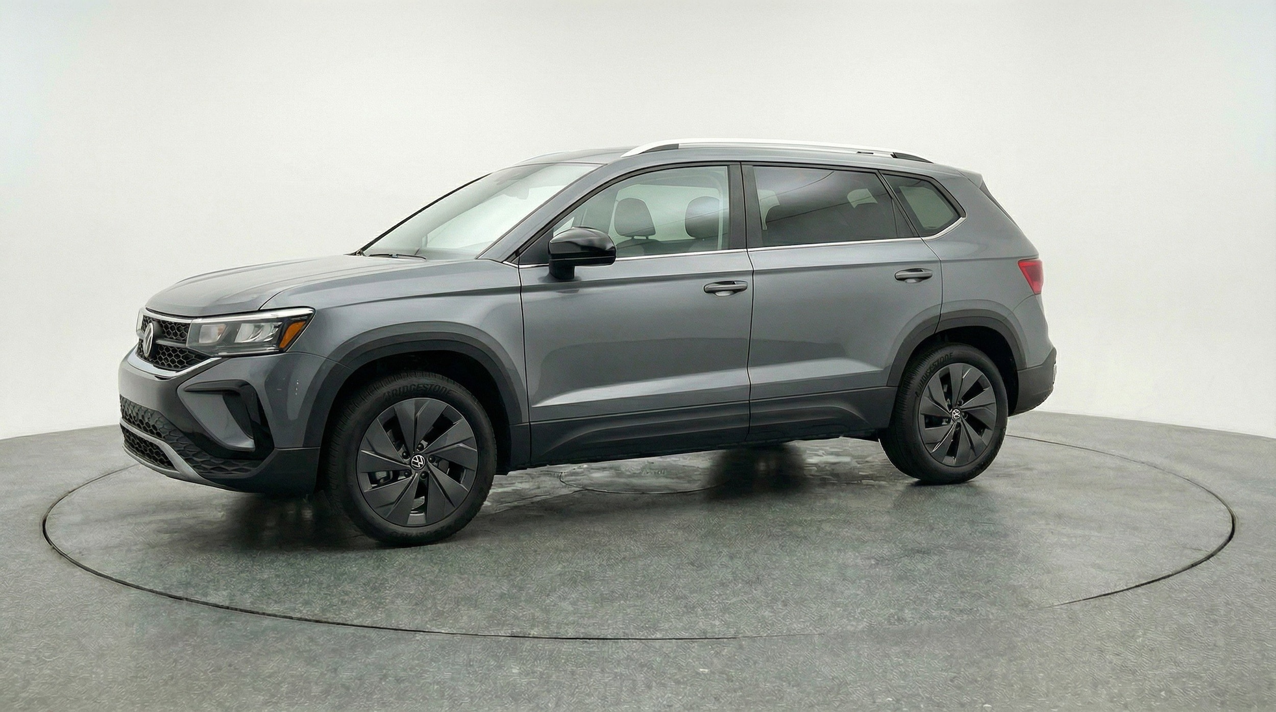 Thumbnail: 2025 Volkswagen Taos - 3