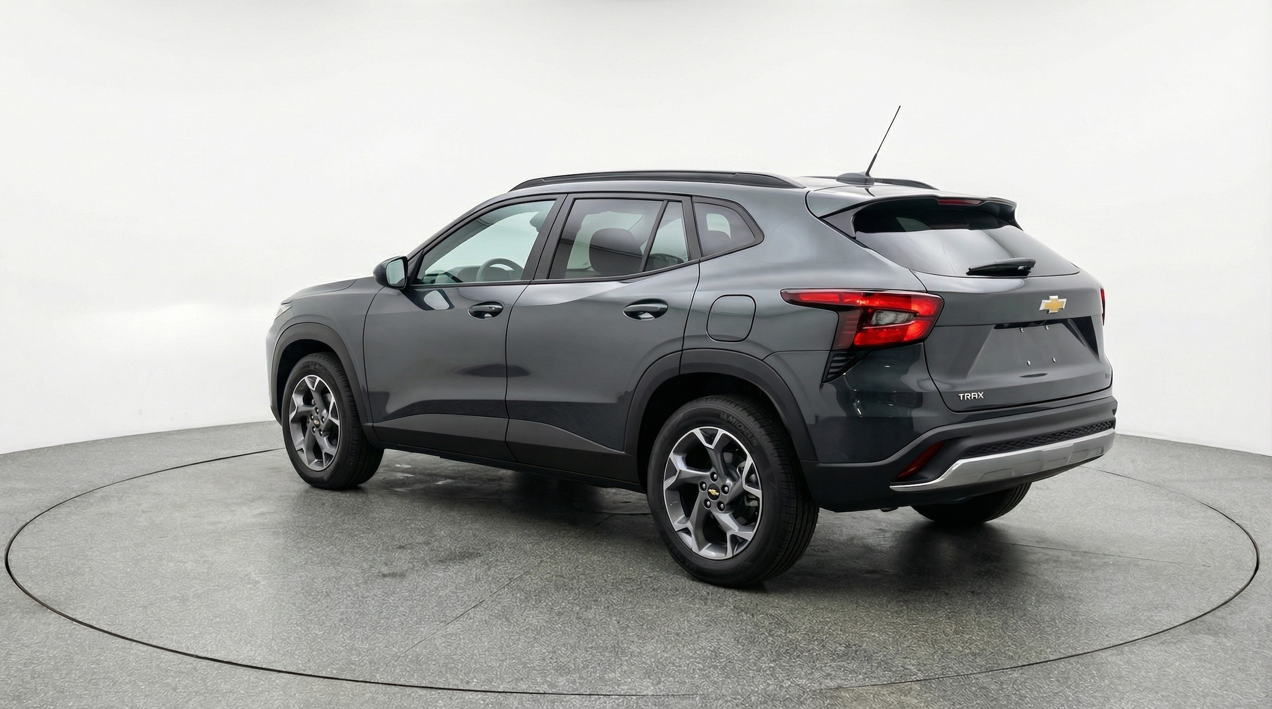 Thumbnail: 2025 Chevrolet Trax - 5