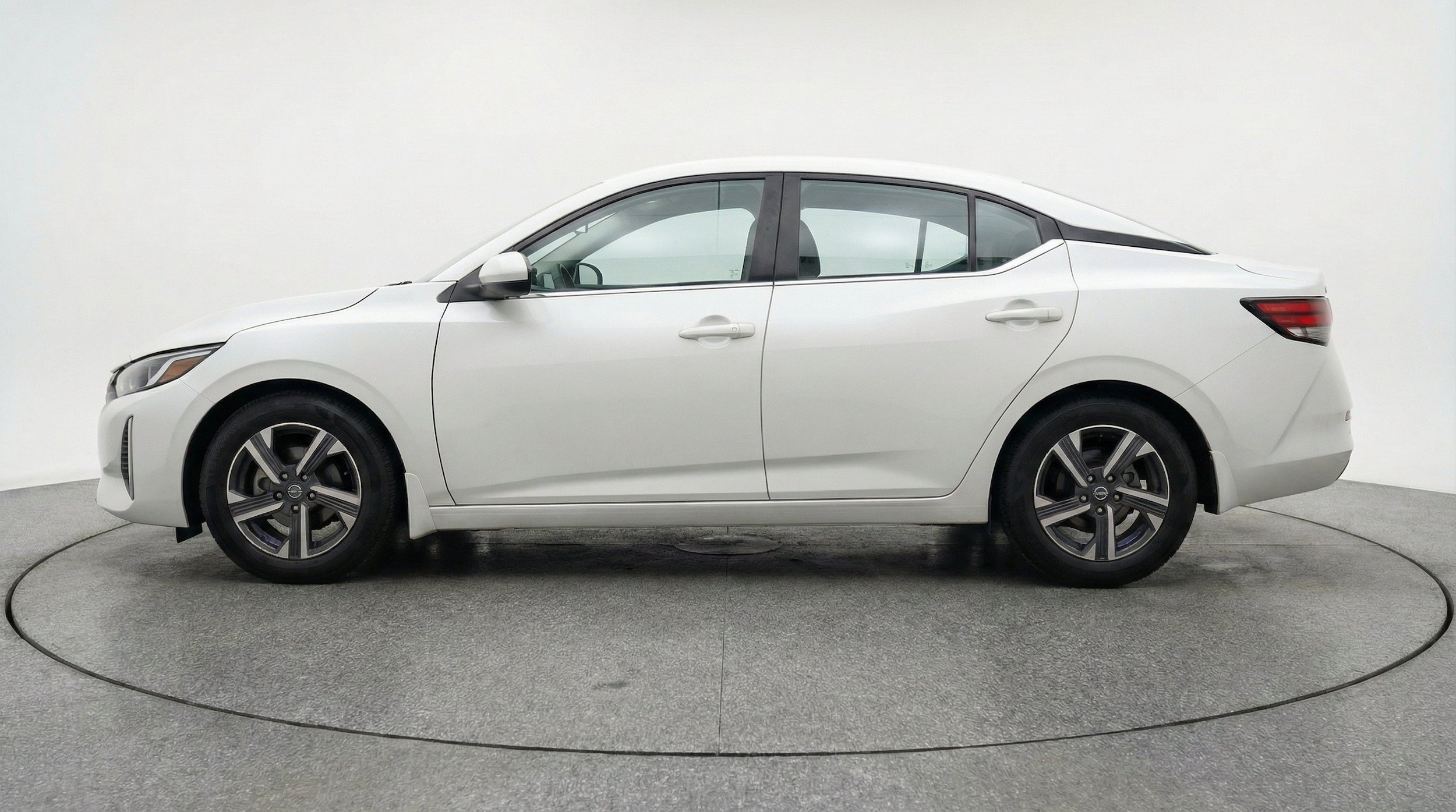 Thumbnail: 2025 Nissan Sentra - 5
