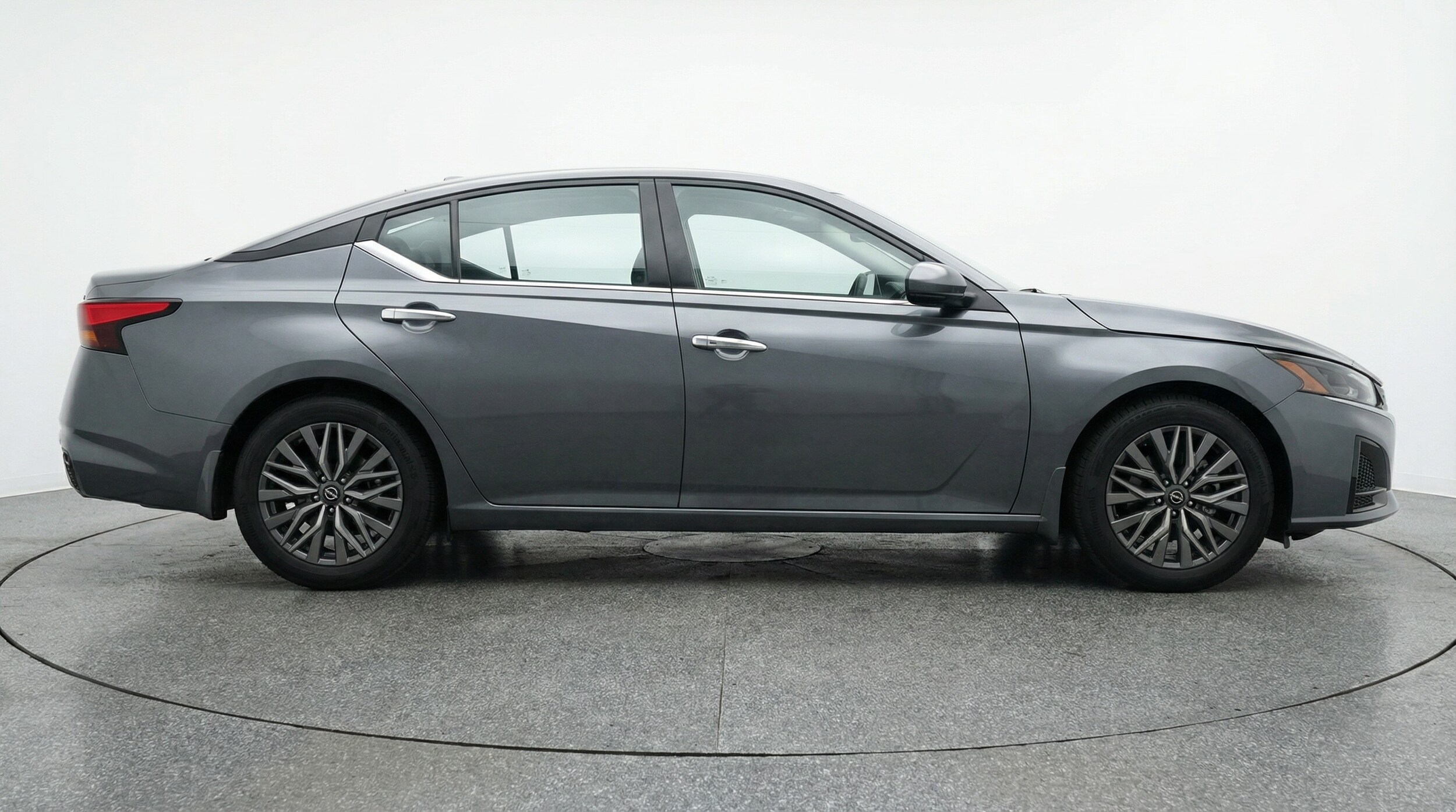 Thumbnail: 2025 Nissan Altima - 8