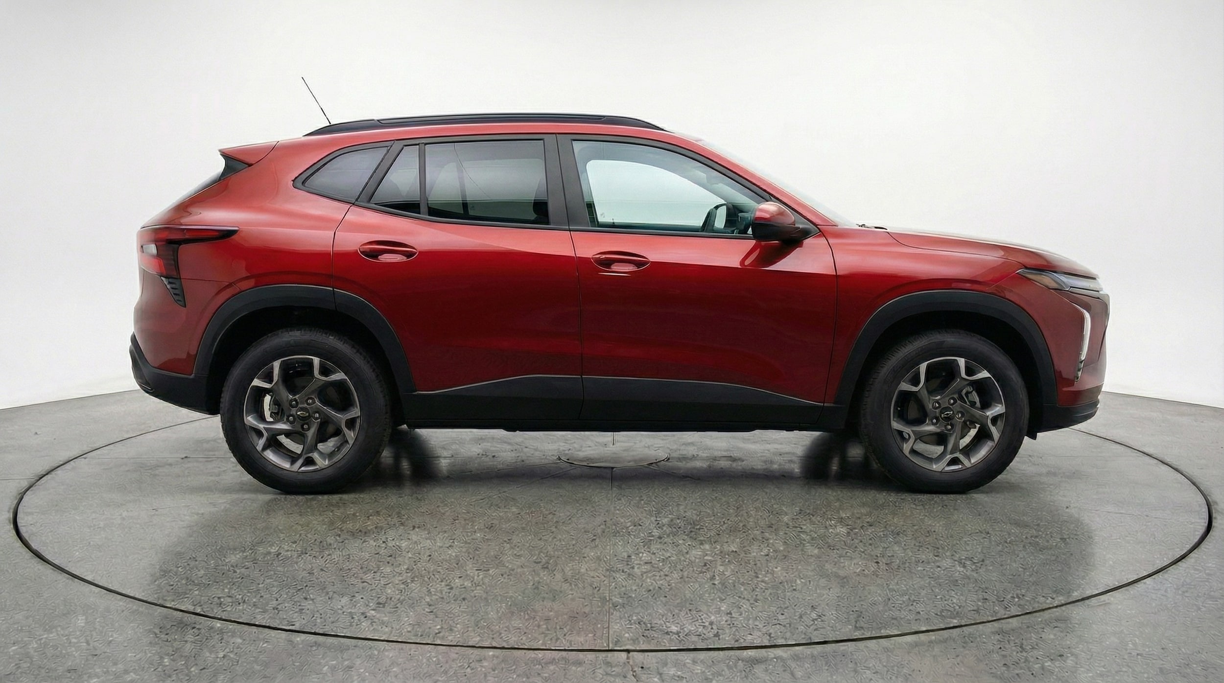 Thumbnail: 2025 Chevrolet Trax - 8