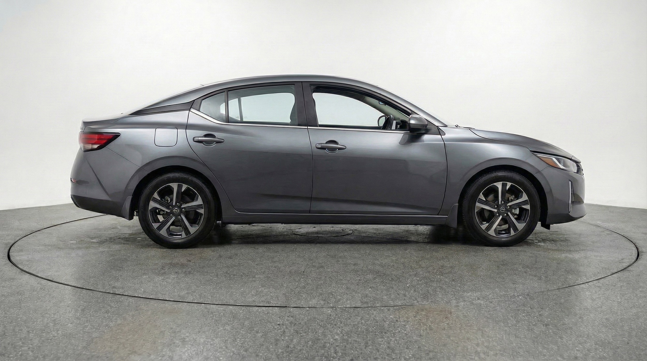 Thumbnail: 2025 Nissan Sentra - 11