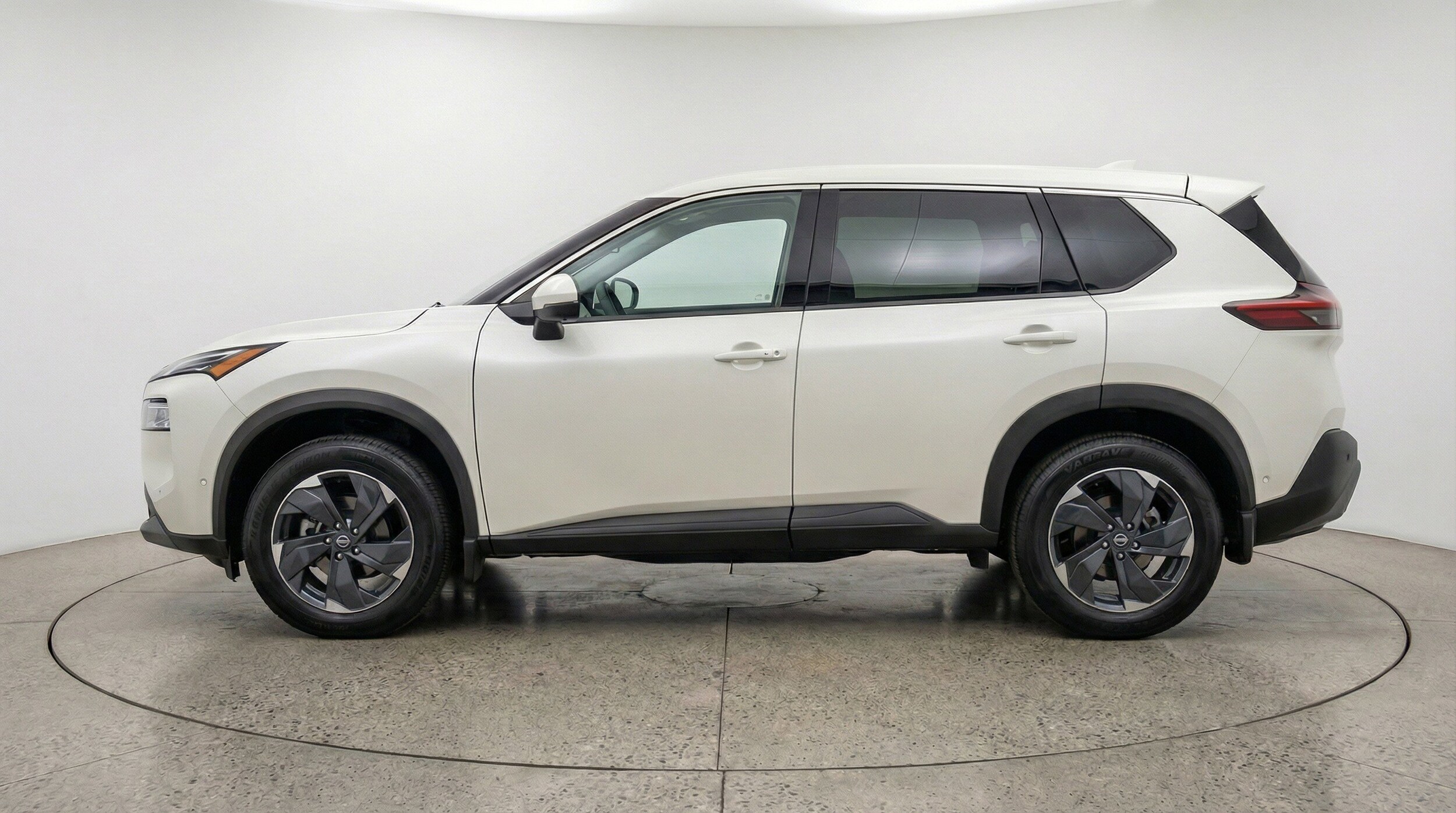 Thumbnail: 2025 Nissan Rogue - 5