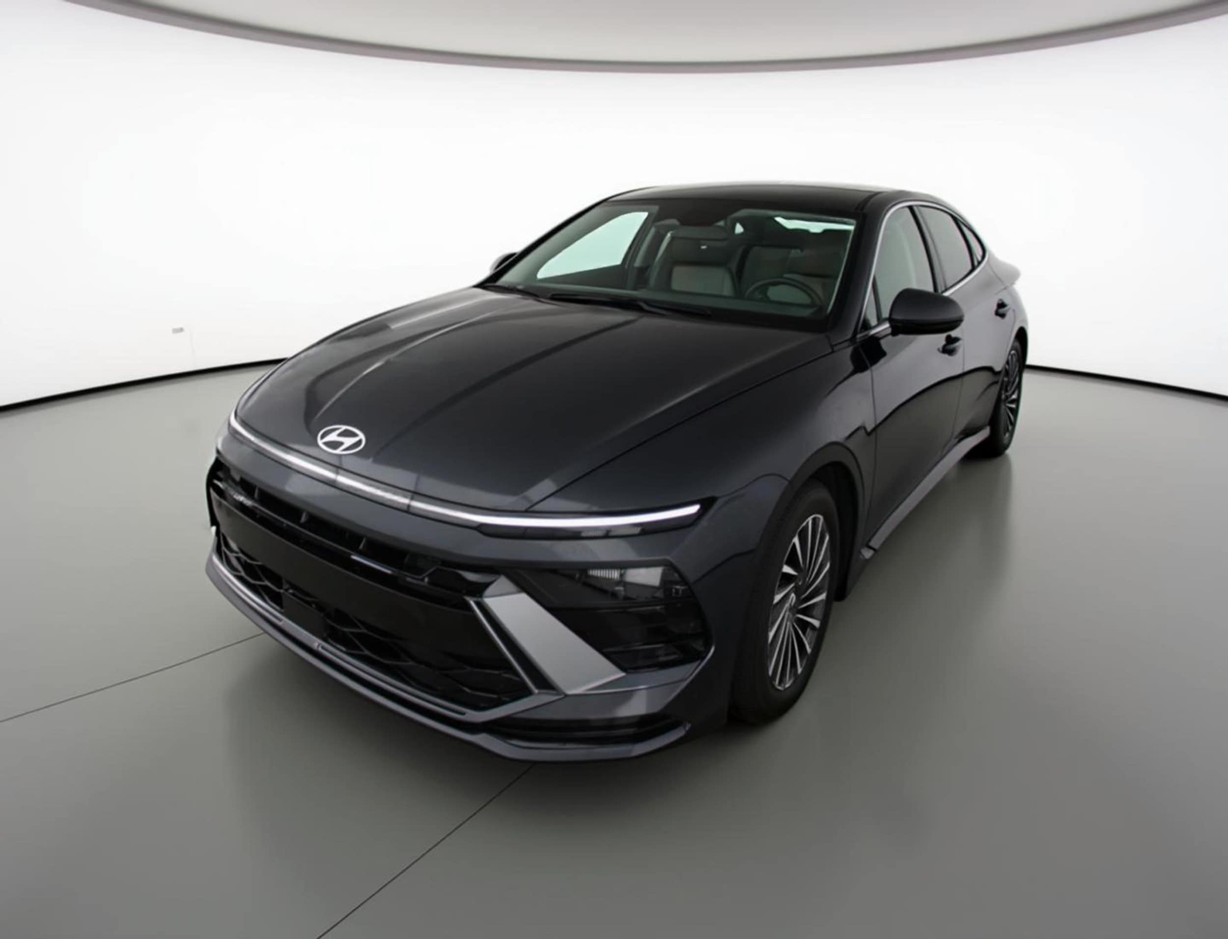 Thumbnail: 2025 Hyundai Sonata - 3