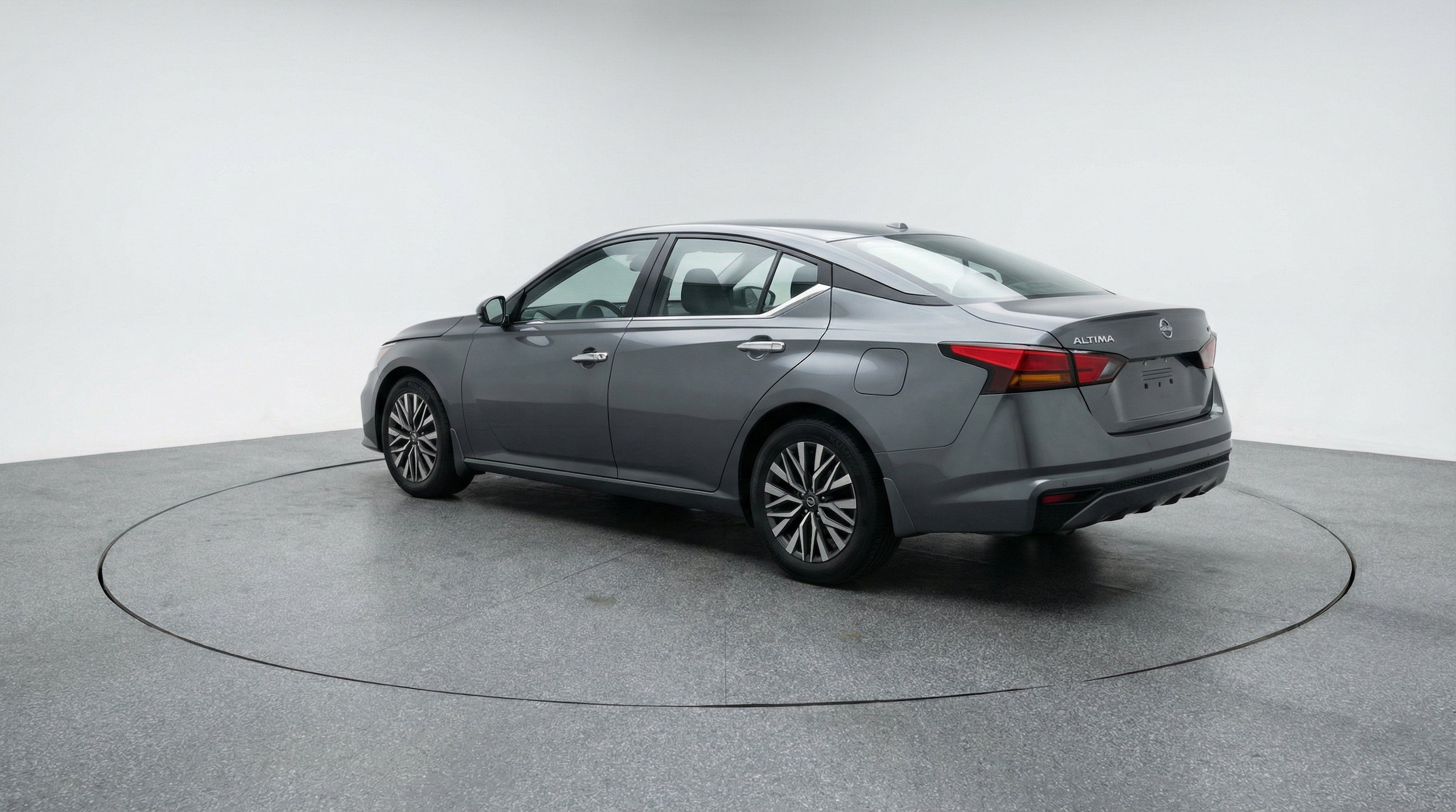Thumbnail: 2025 Nissan Altima - 6