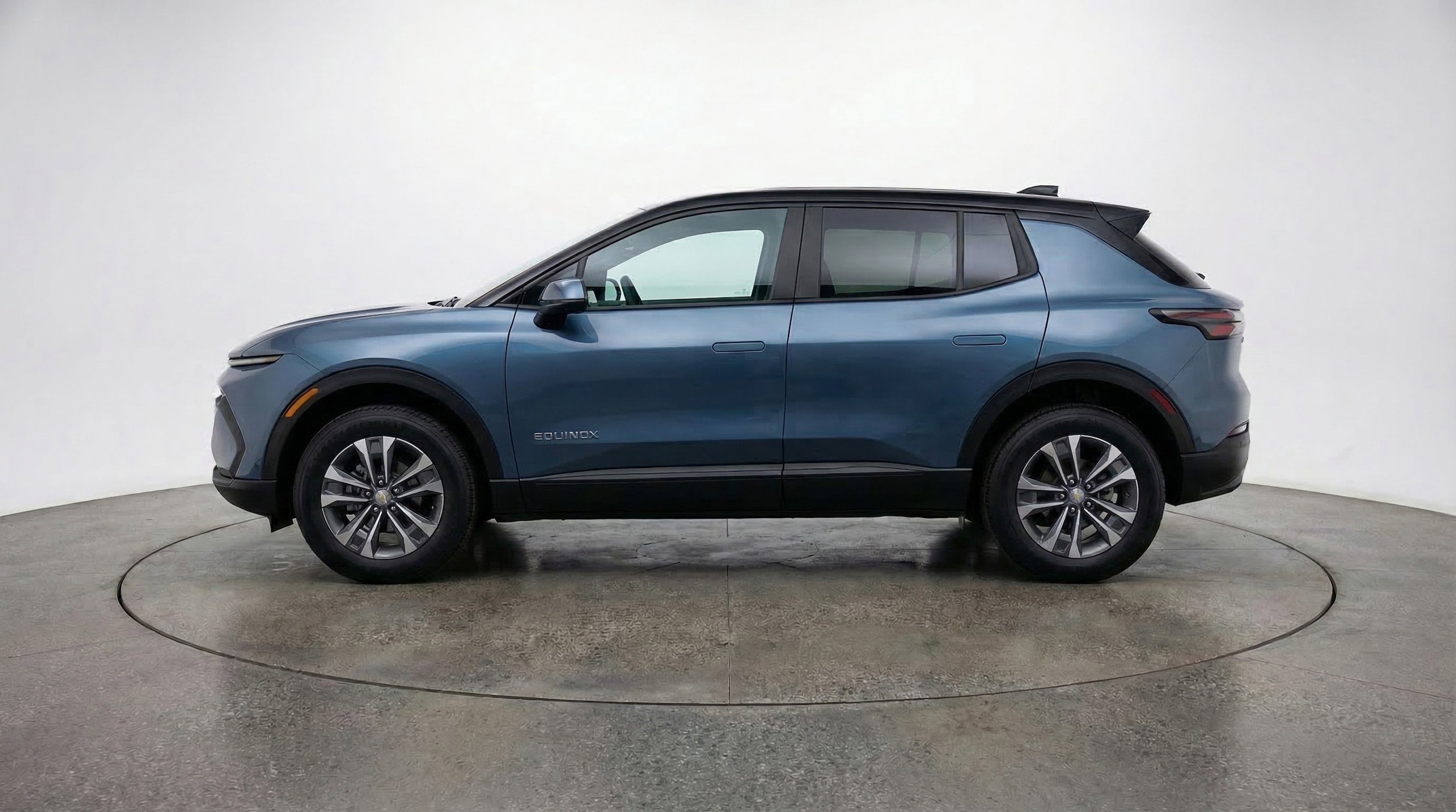 Thumbnail: 2025 Chevrolet Equinox - 5