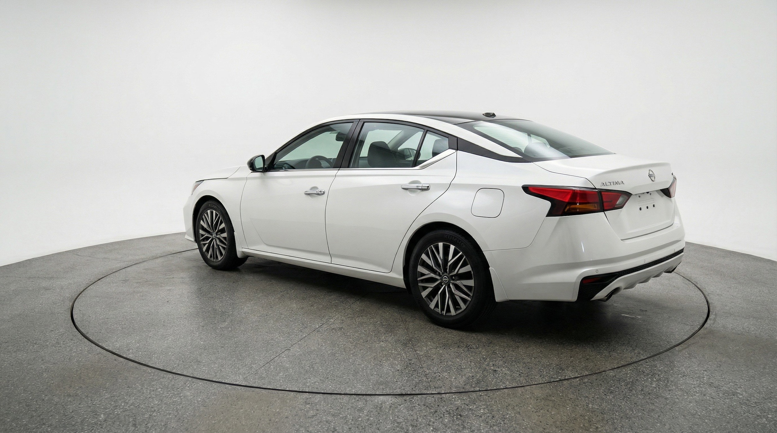 Thumbnail: 2025 Nissan Altima - 6
