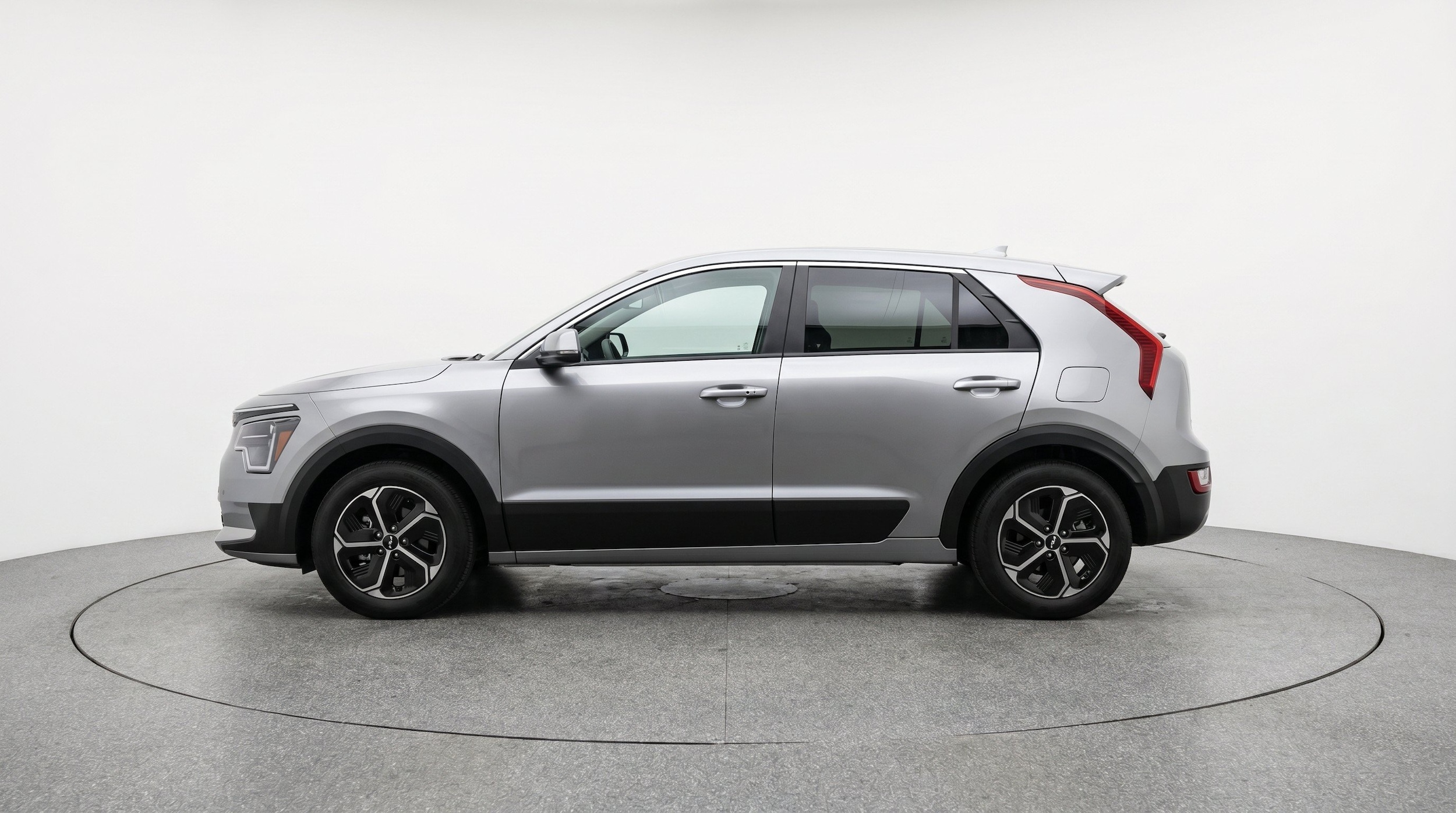 Thumbnail: 2026 Kia Niro - 5