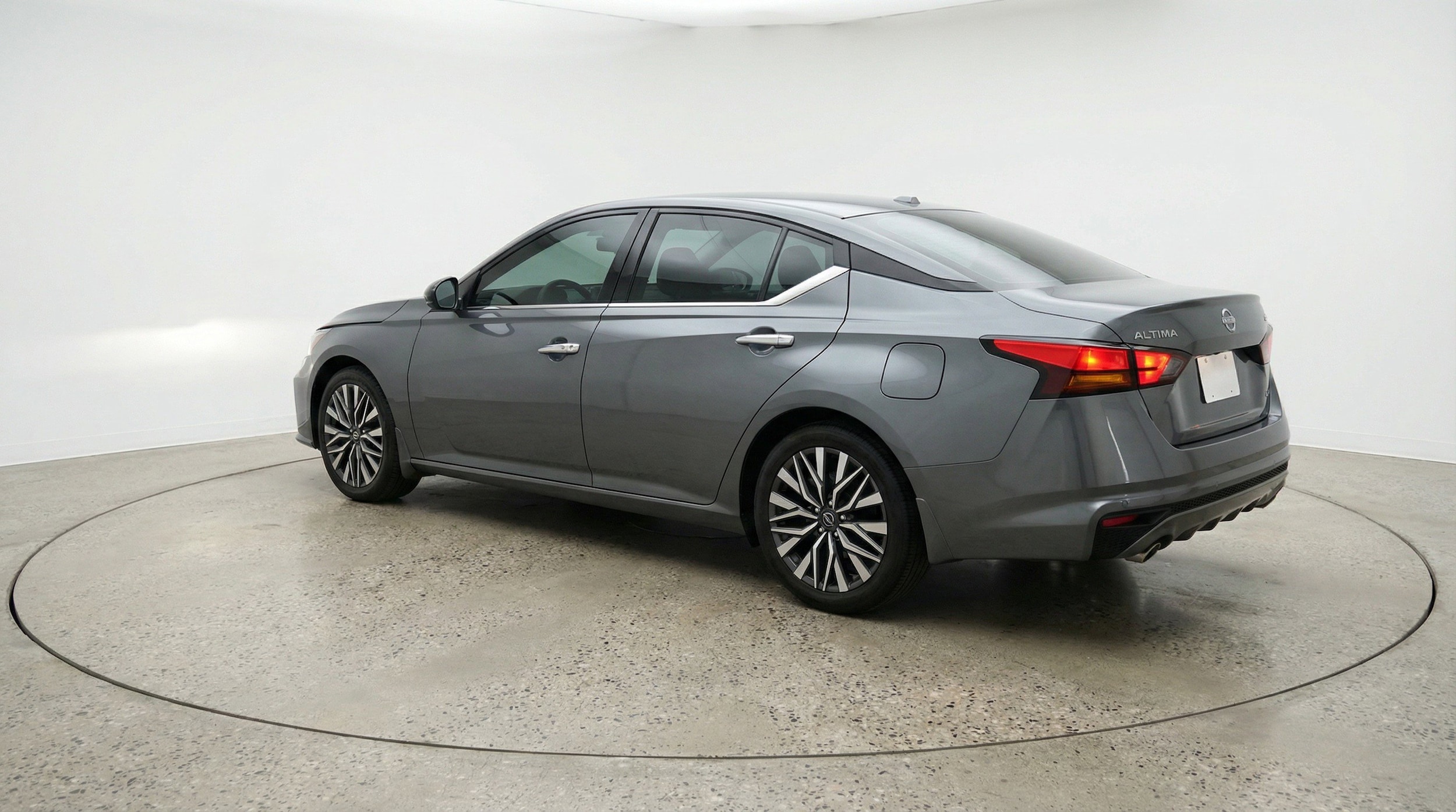 Thumbnail: 2025 Nissan Altima - 6