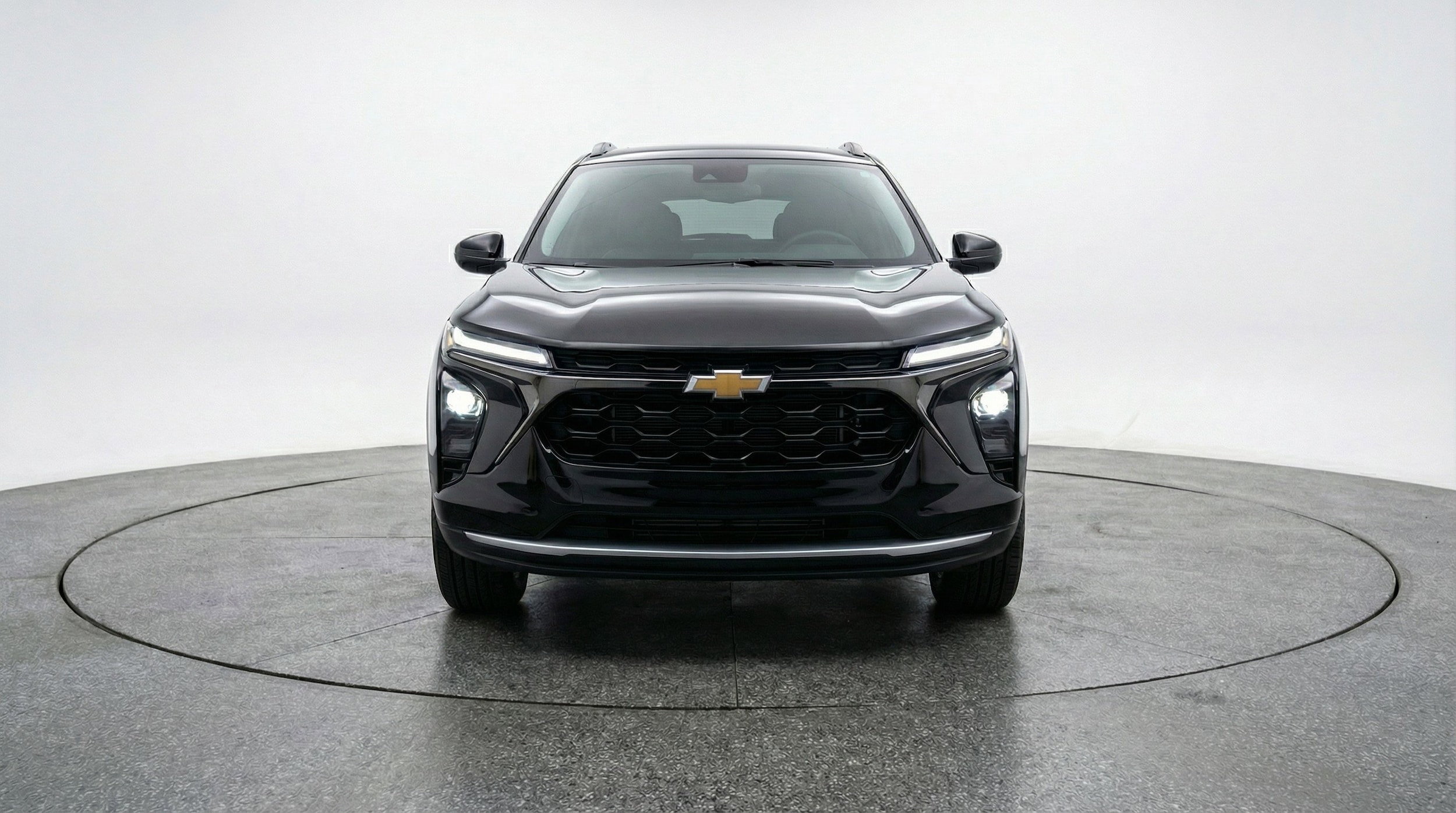 Thumbnail: 2025 Chevrolet Trax - 2