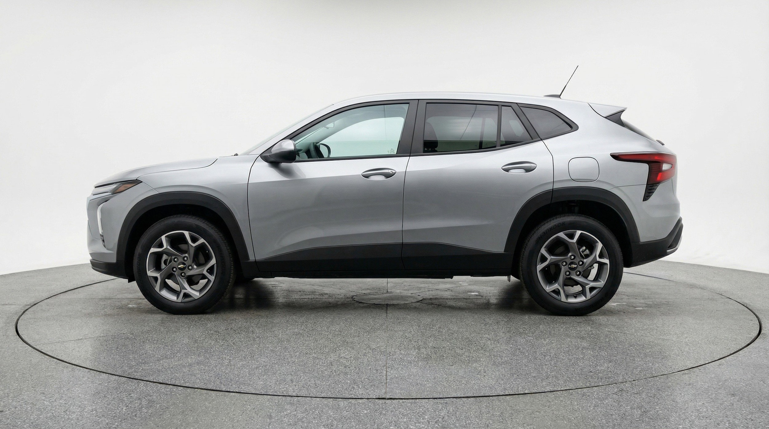 Thumbnail: 2025 Chevrolet Trax - 5