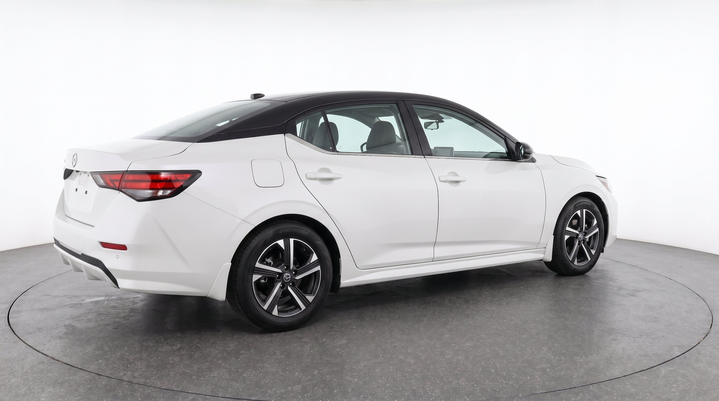 Thumbnail: 2025 Nissan Sentra - 9