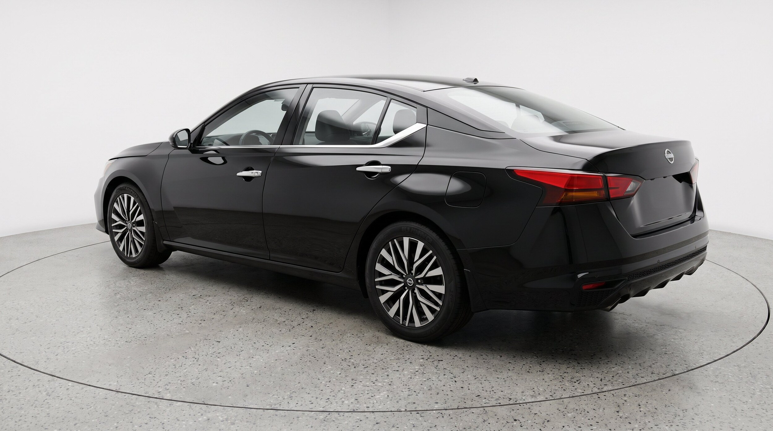 Thumbnail: 2025 Nissan Altima - 6
