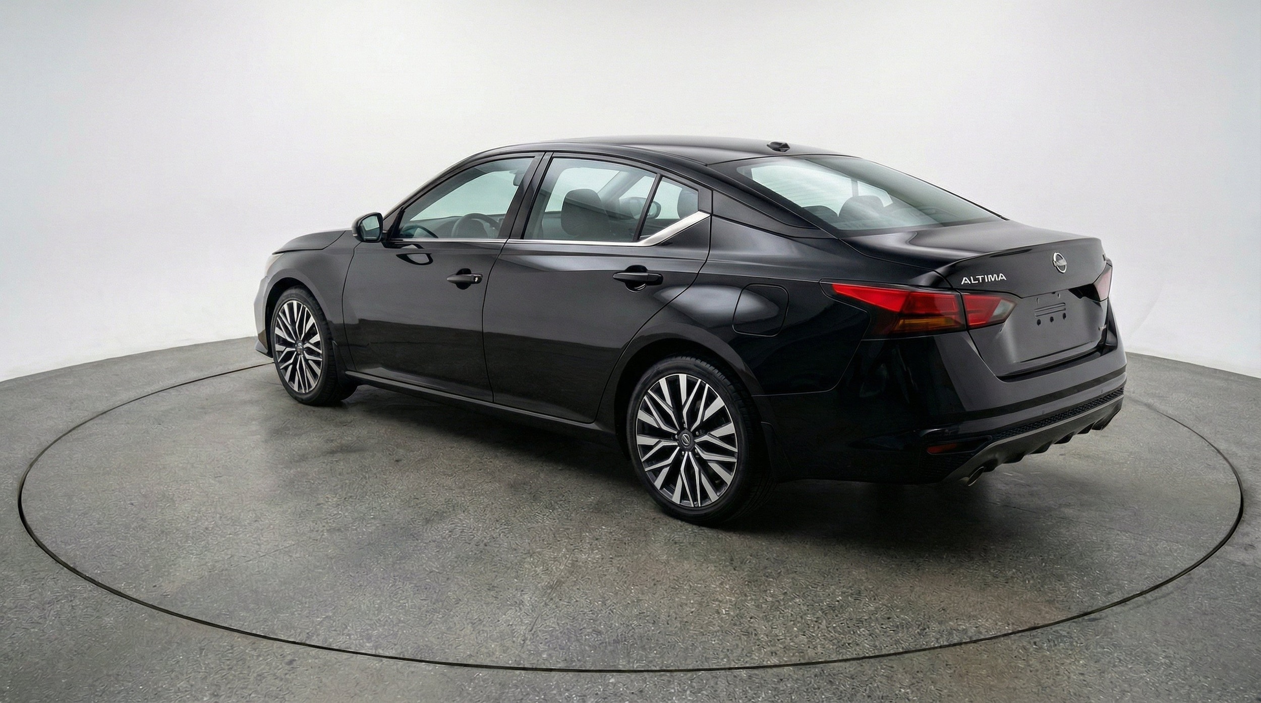 Thumbnail: 2025 Nissan Altima - 6