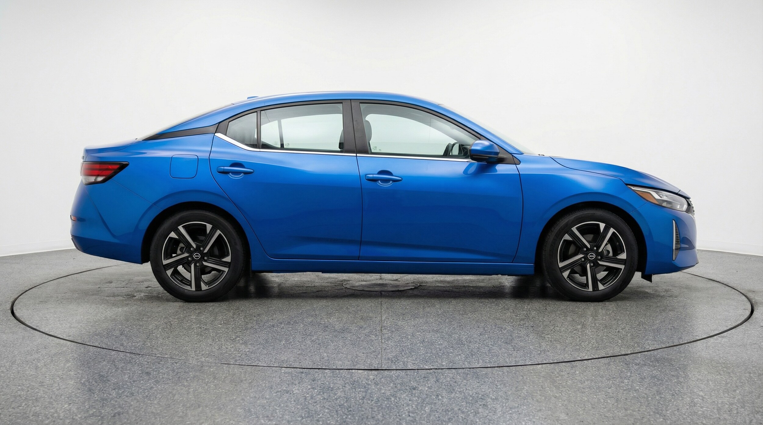 Thumbnail: 2025 Nissan Sentra - 8