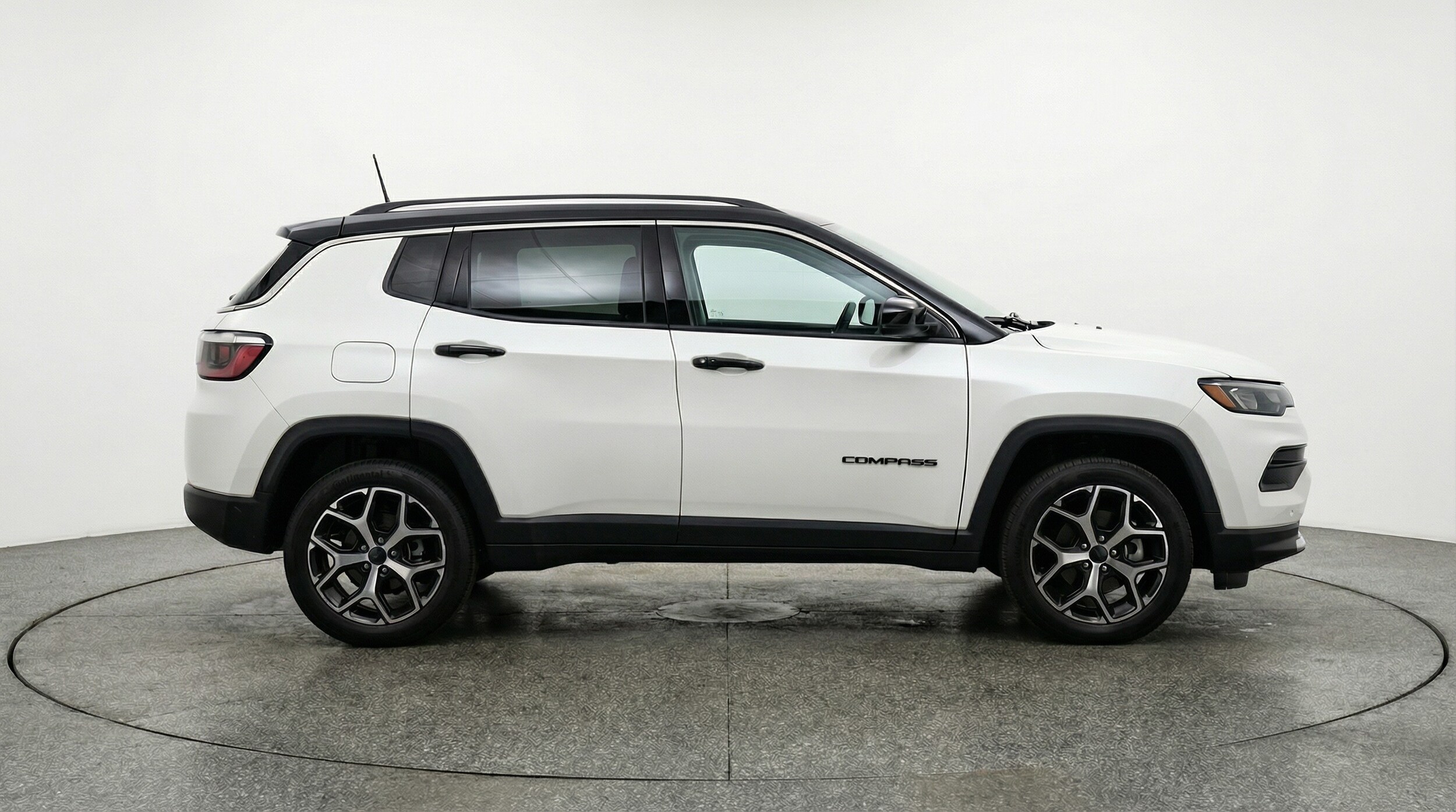 Thumbnail: 2025 Jeep Compass - 8