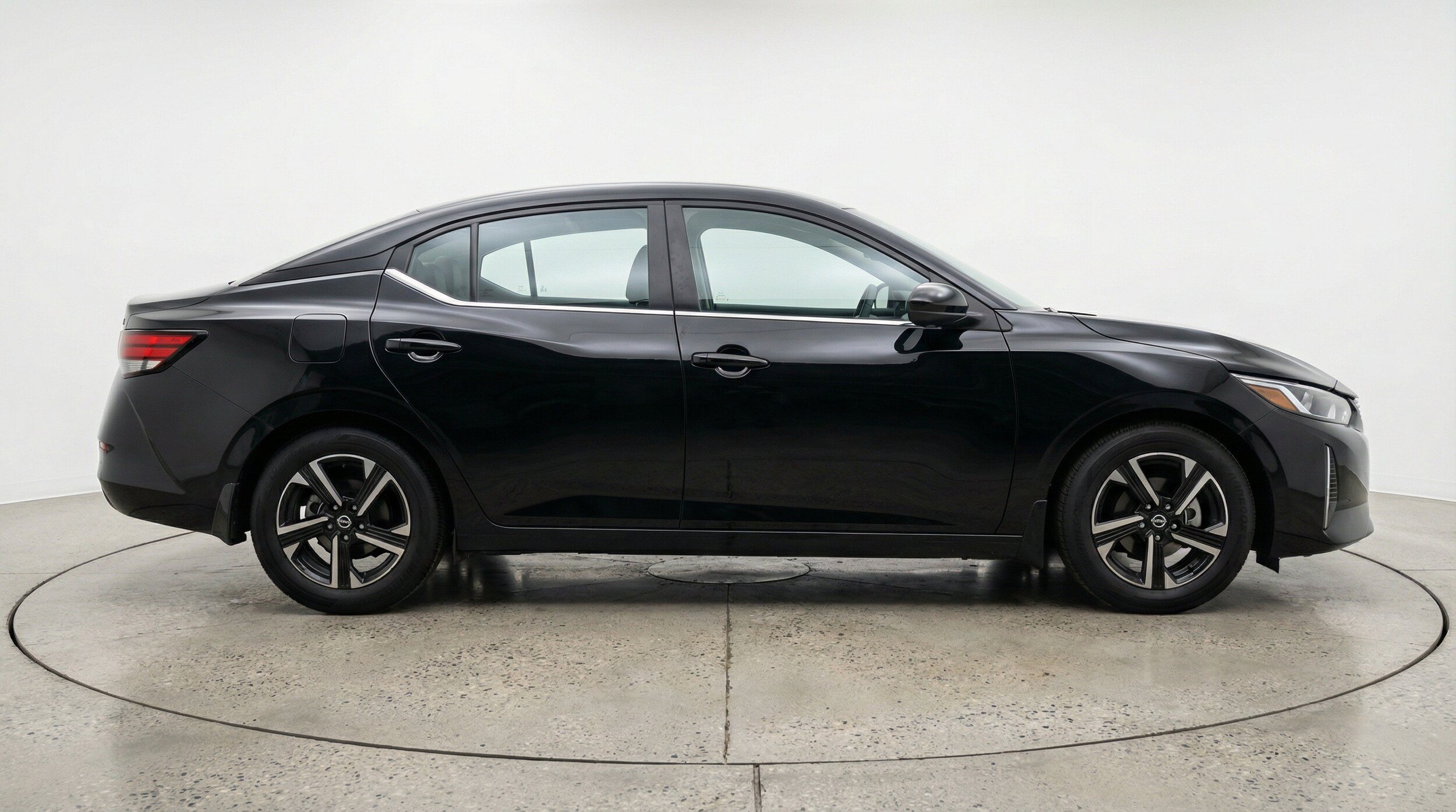 Thumbnail: 2025 Nissan Sentra - 11