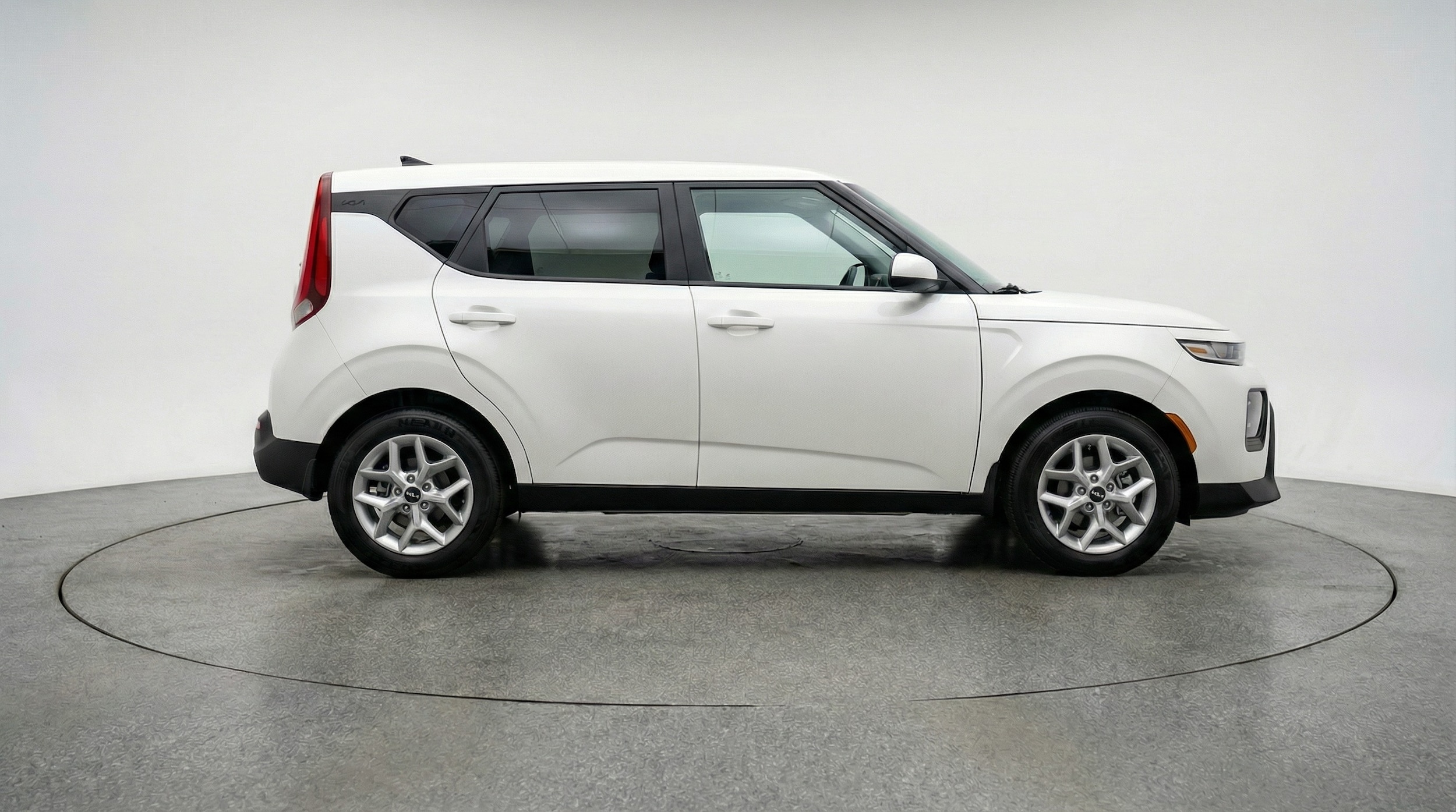 Thumbnail: 2025 Kia Soul - 8