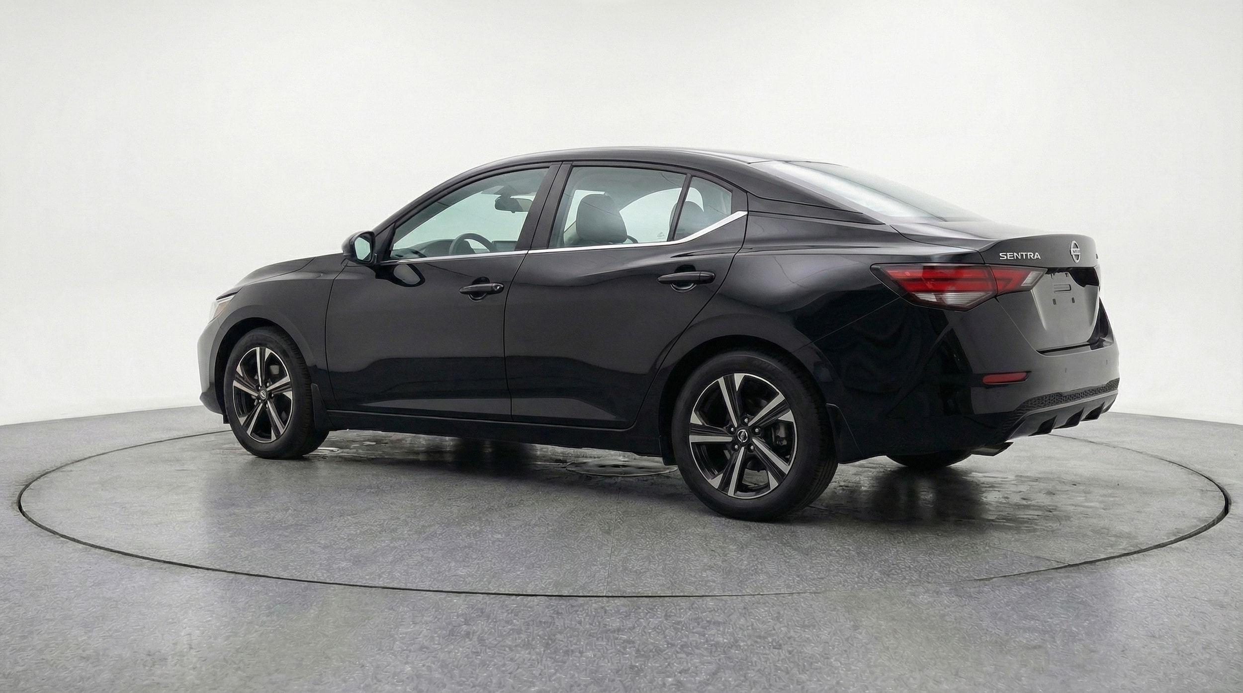 Thumbnail: 2025 Nissan Sentra - 5