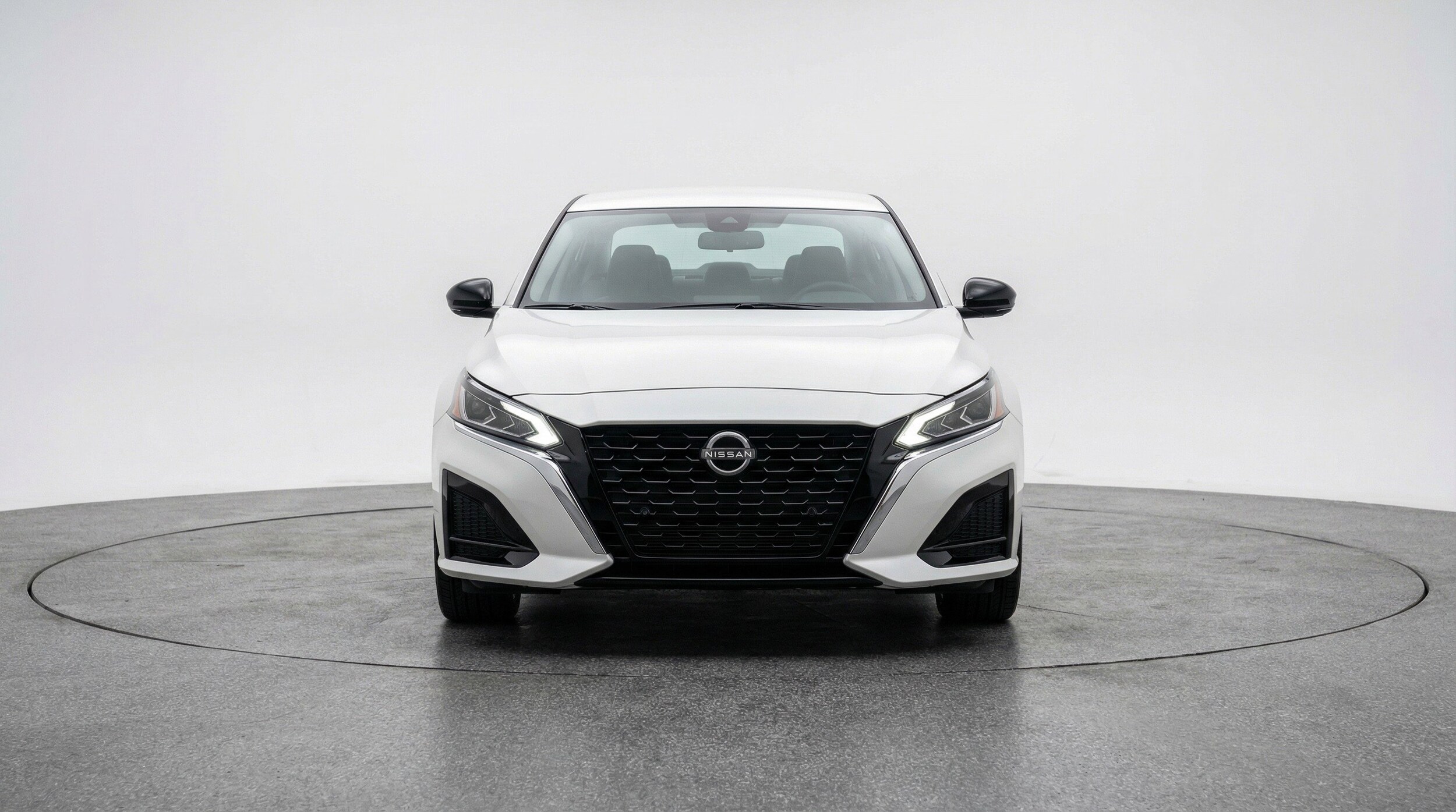 Thumbnail: 2025 Nissan Altima - 2