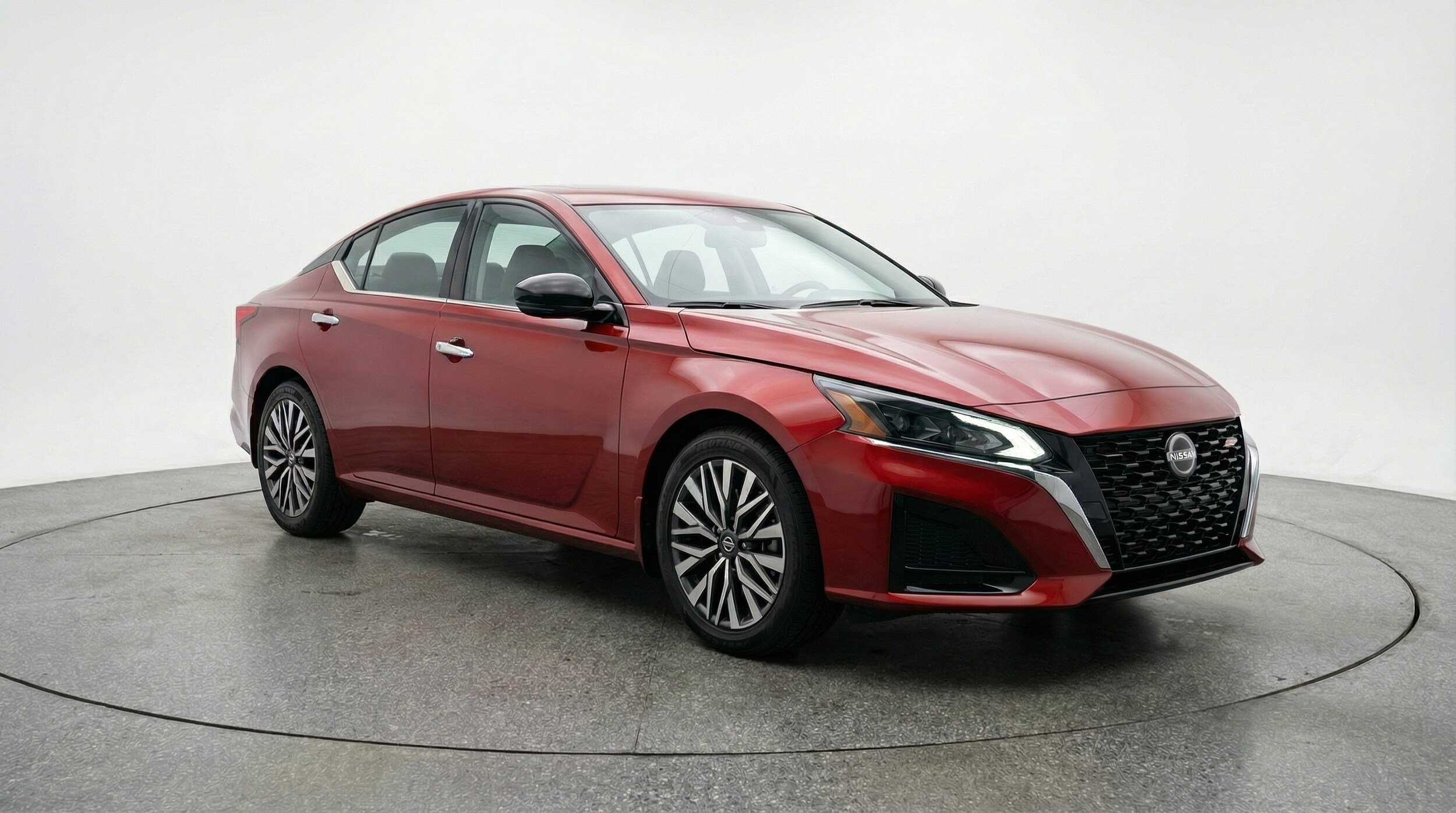 Thumbnail: 2025 Nissan Altima - 1