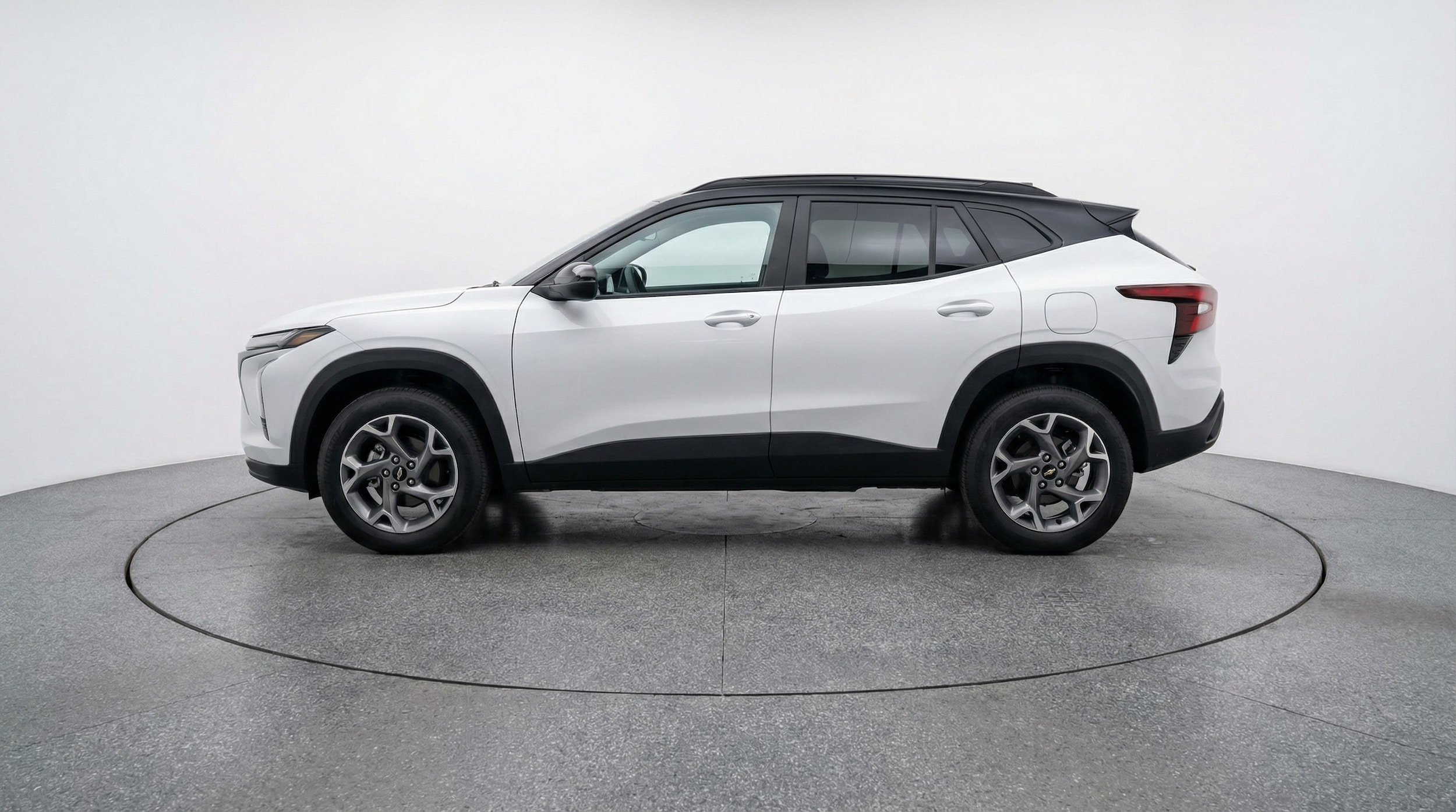 Thumbnail: 2025 Chevrolet Trax - 4