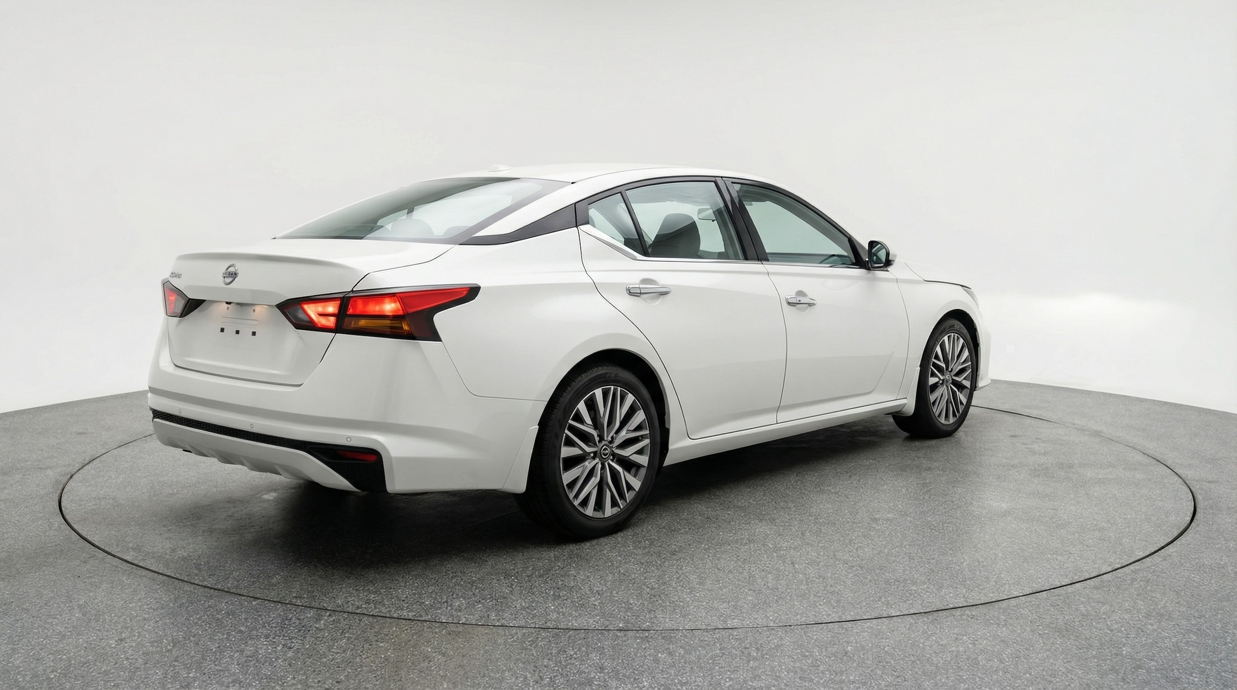 Thumbnail: 2025 Nissan Altima - 7