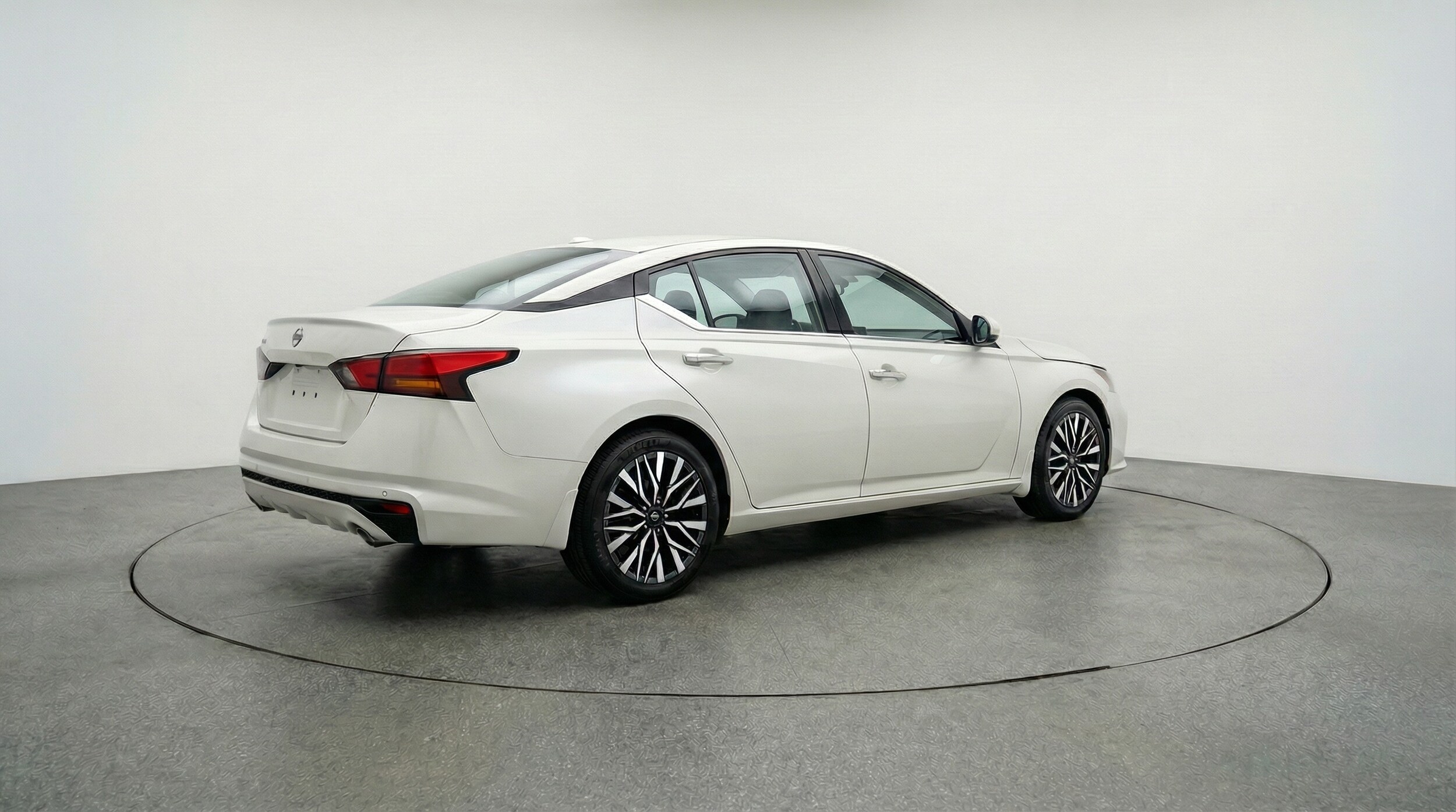 Thumbnail: 2025 Nissan Altima - 7