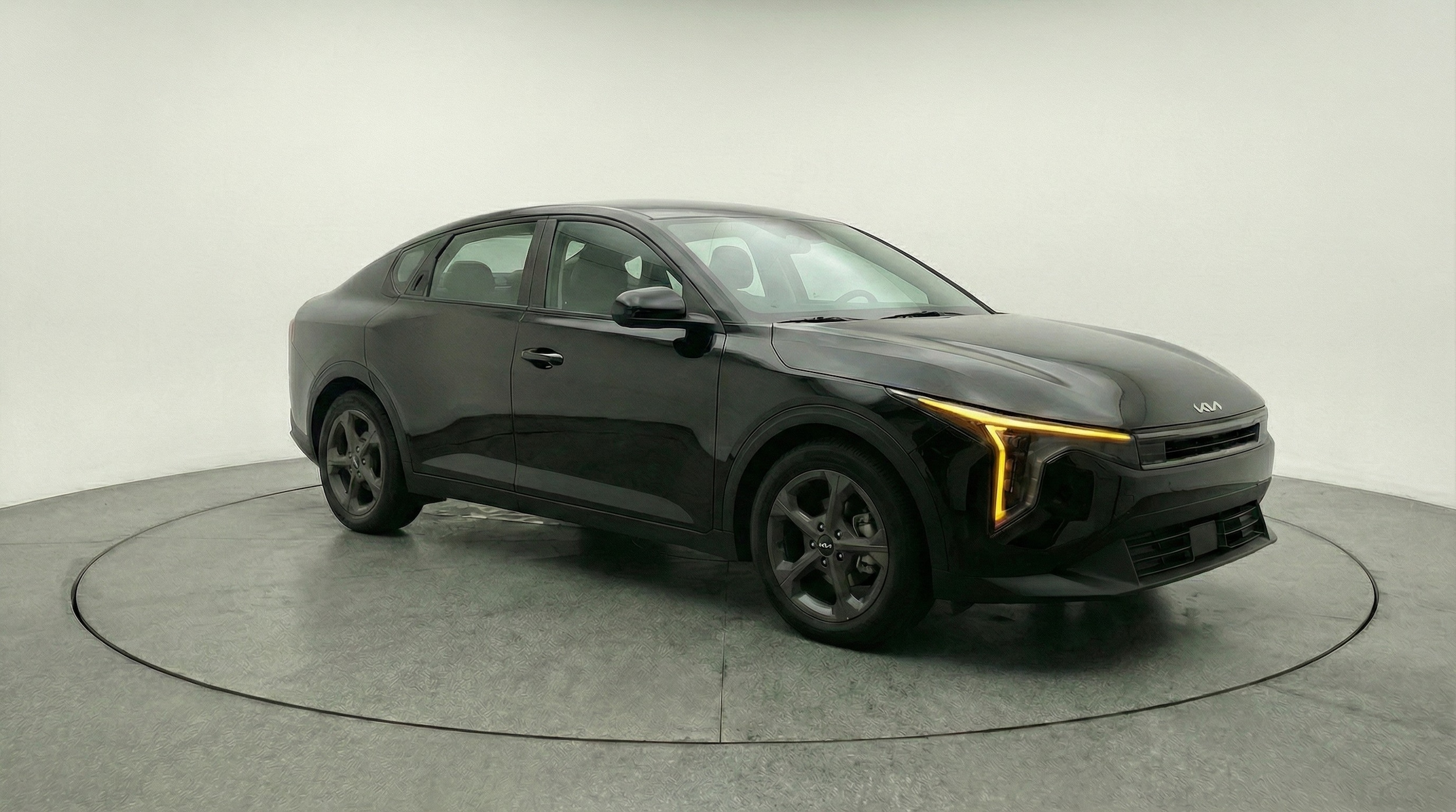 Thumbnail: 2025 Kia K4 - 1