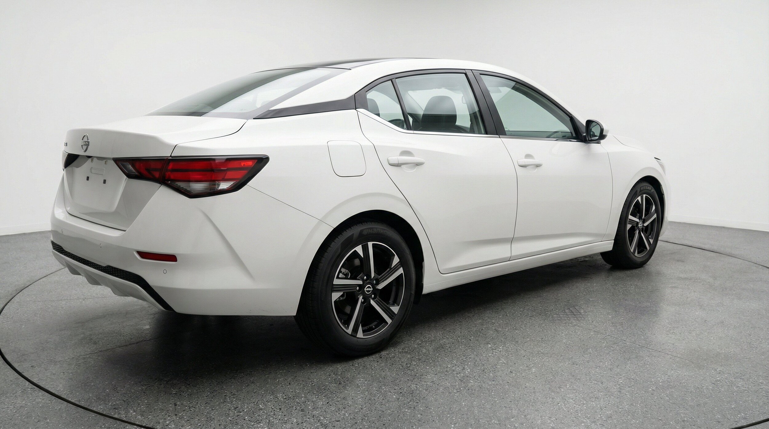 Thumbnail: 2025 Nissan Sentra - 9