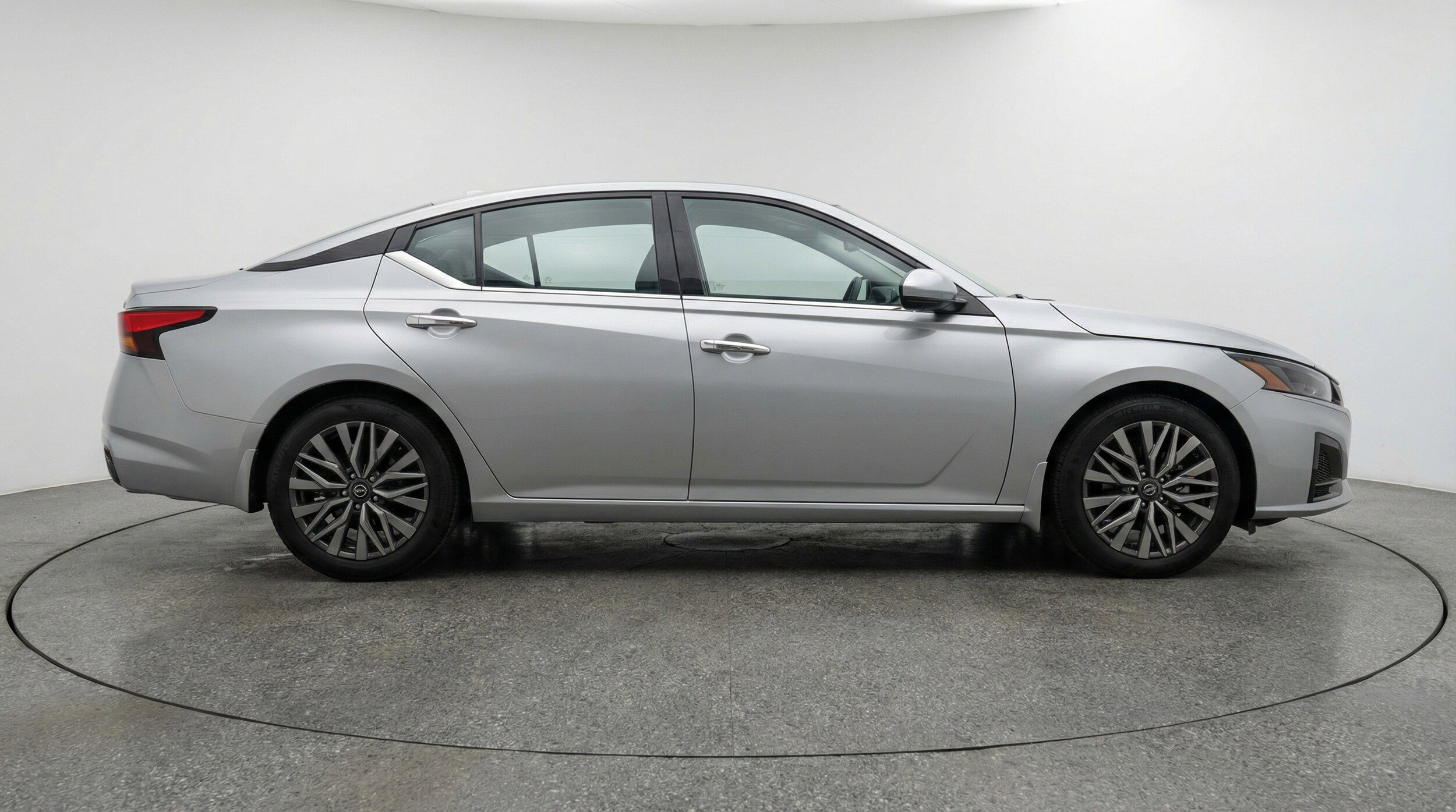 Thumbnail: 2025 Nissan Altima - 11