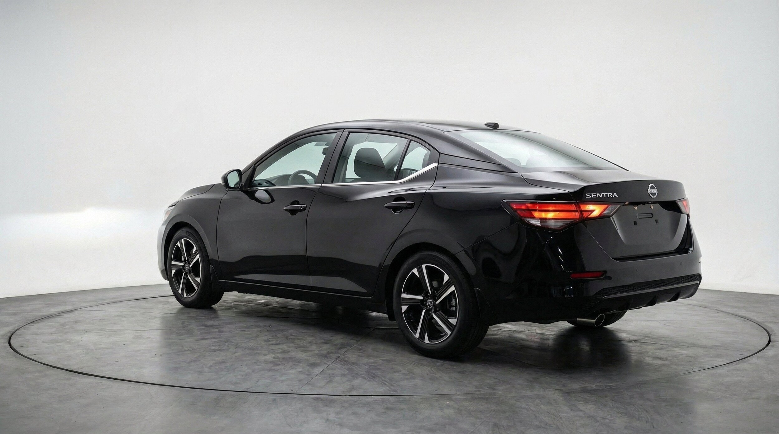 Thumbnail: 2025 Nissan Sentra - 6