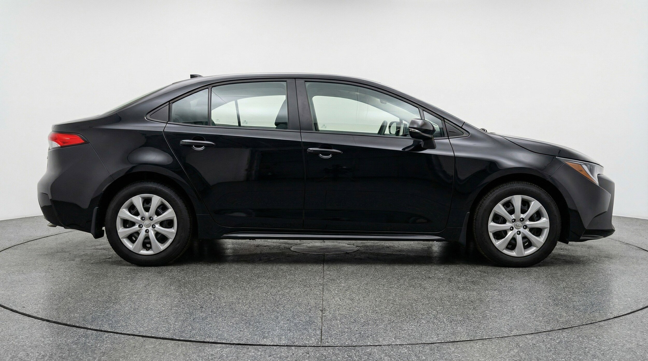 Thumbnail: 2025 Toyota Corolla - 11