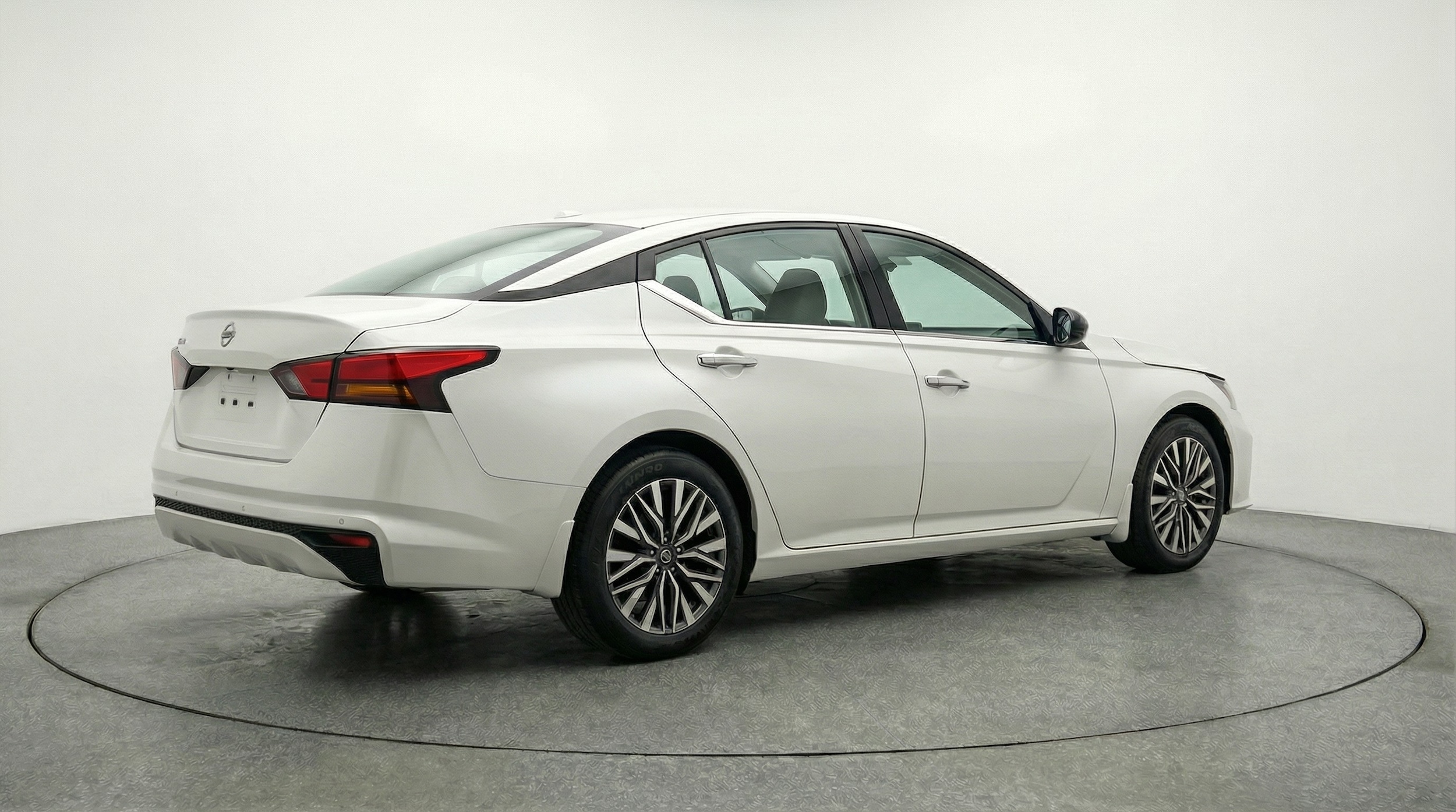 Thumbnail: 2025 Nissan Altima - 7