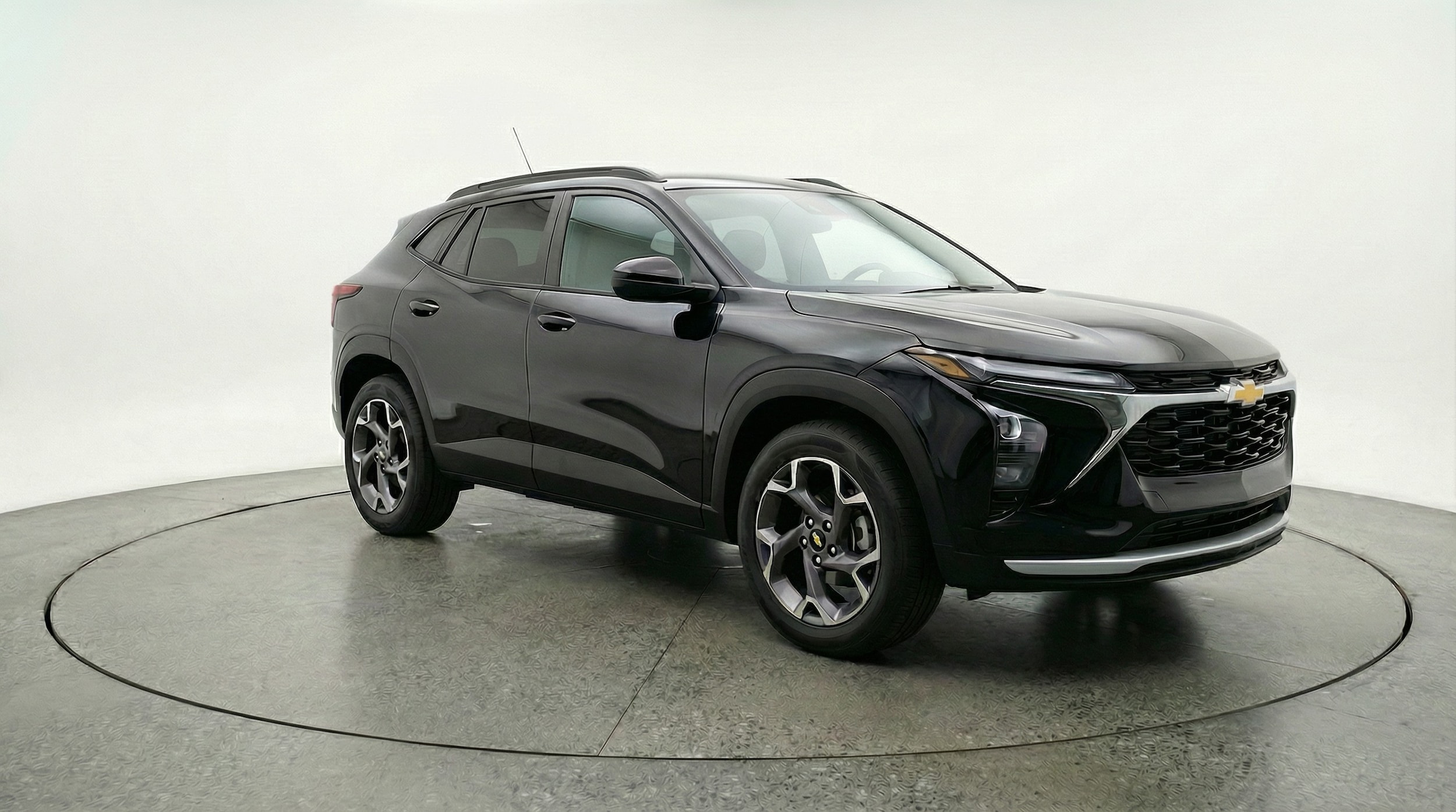 Thumbnail: 2025 Chevrolet Trax - 1