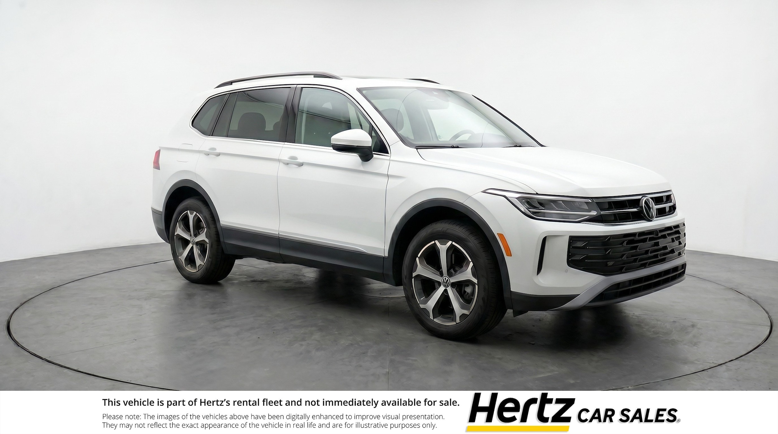Thumbnail: 2026 Volkswagen Tiguan - 1
