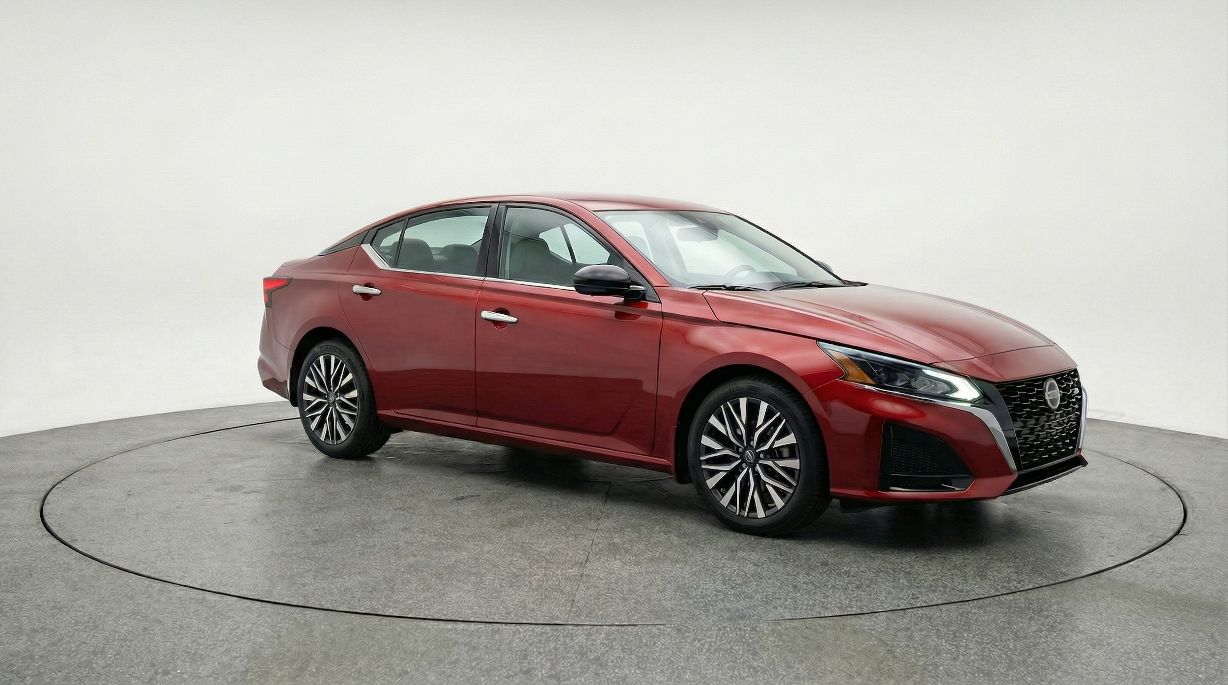 Thumbnail: 2025 Nissan Altima - 1