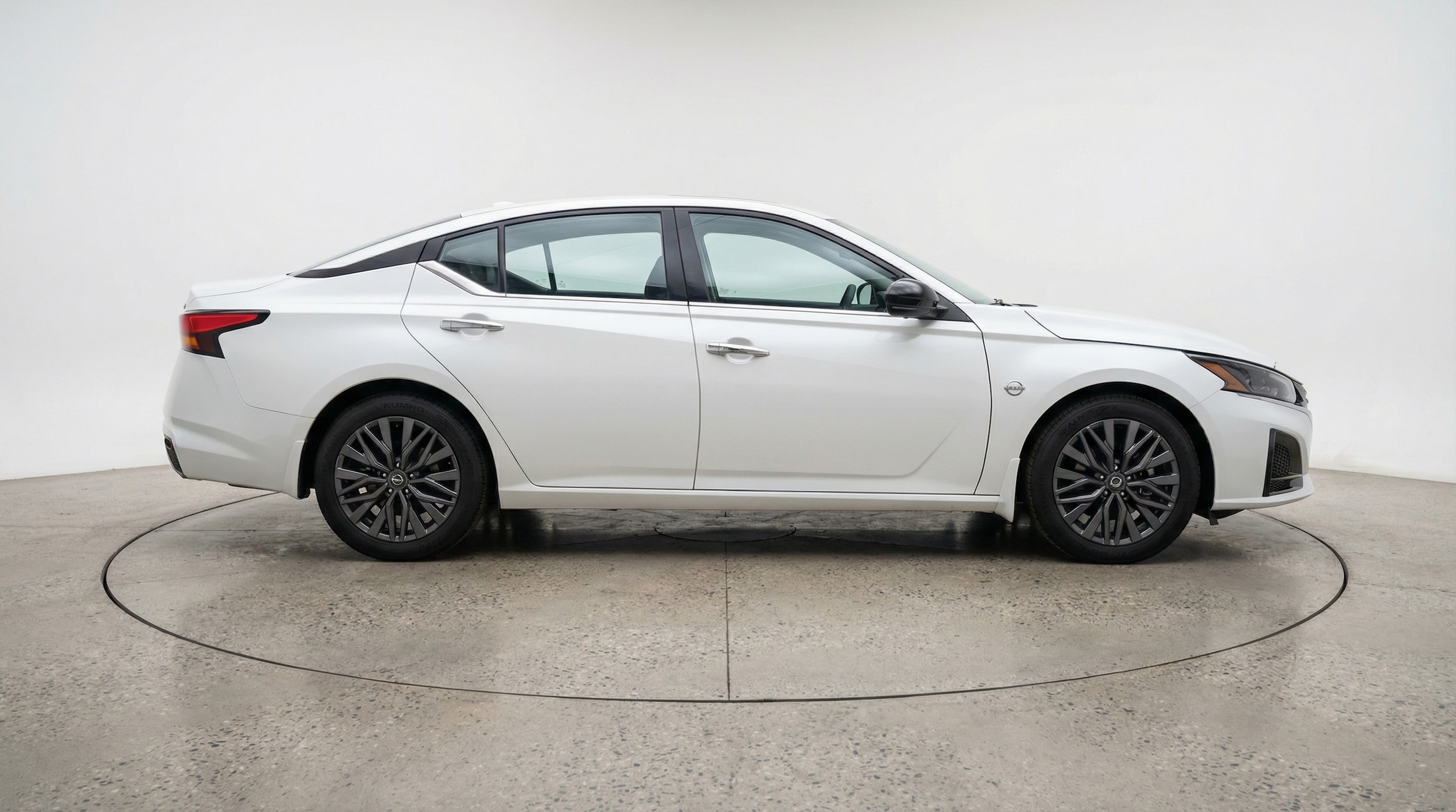 Thumbnail: 2025 Nissan Altima - 8