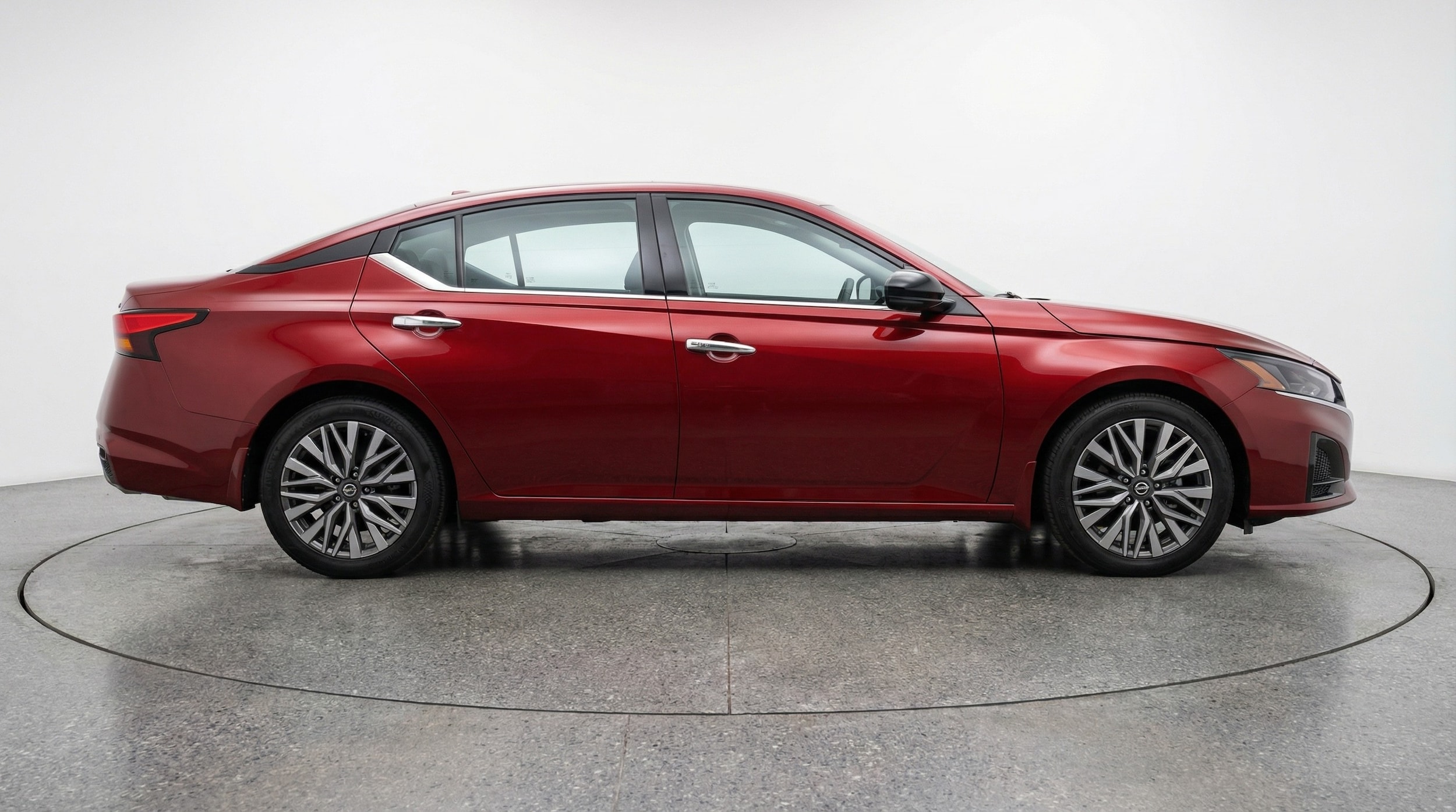 Thumbnail: 2025 Nissan Altima - 8